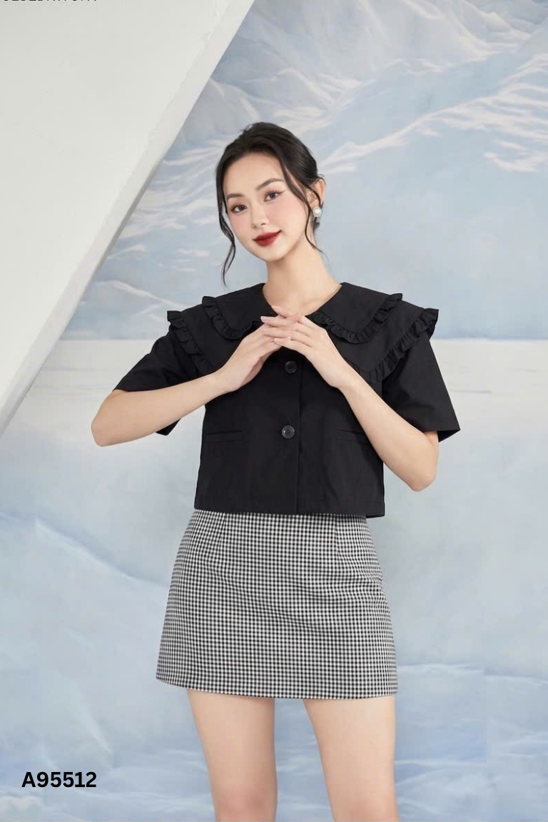 Set Áo đen cổ sen + chân váy