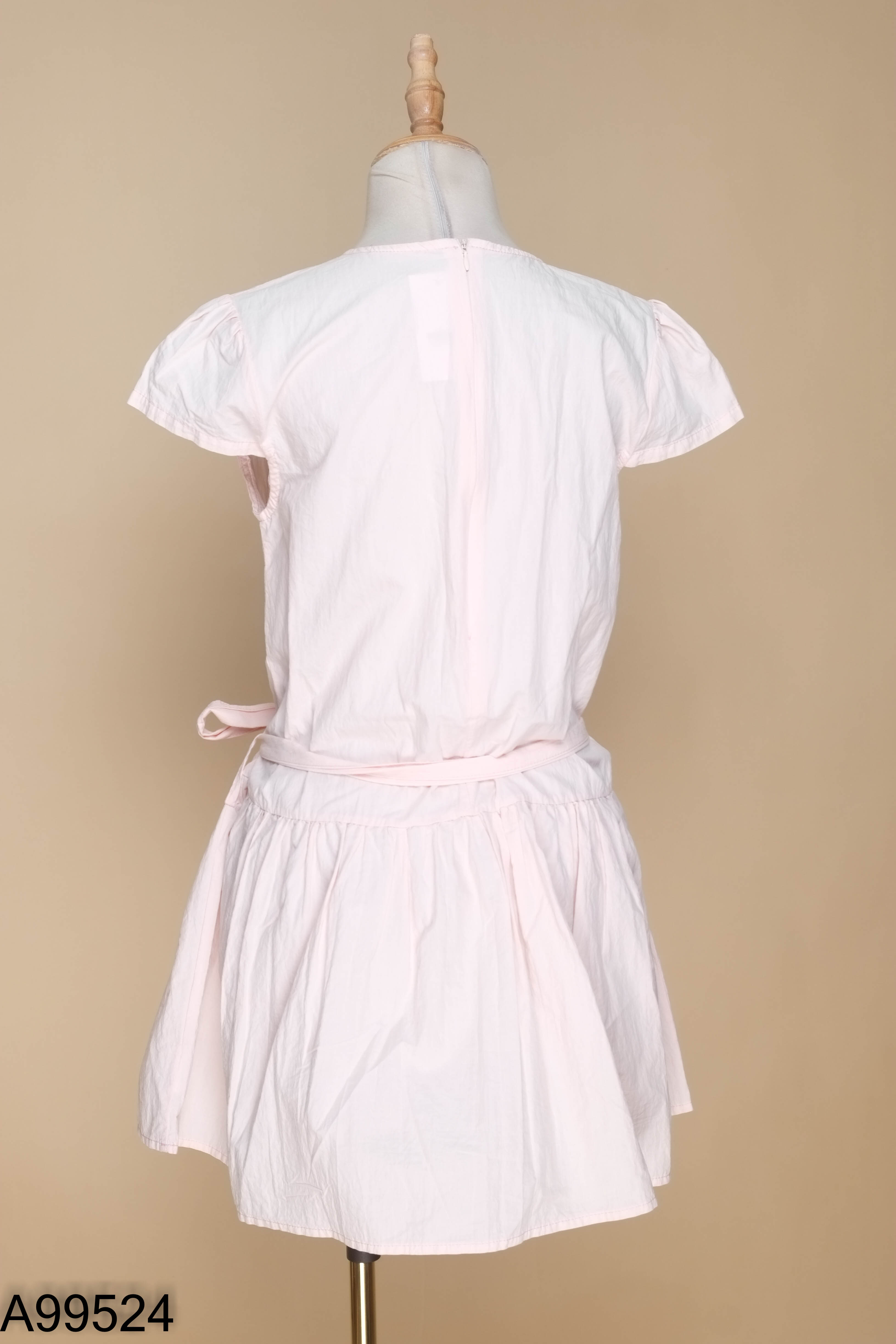 Váy hồng babydoll sát nách
