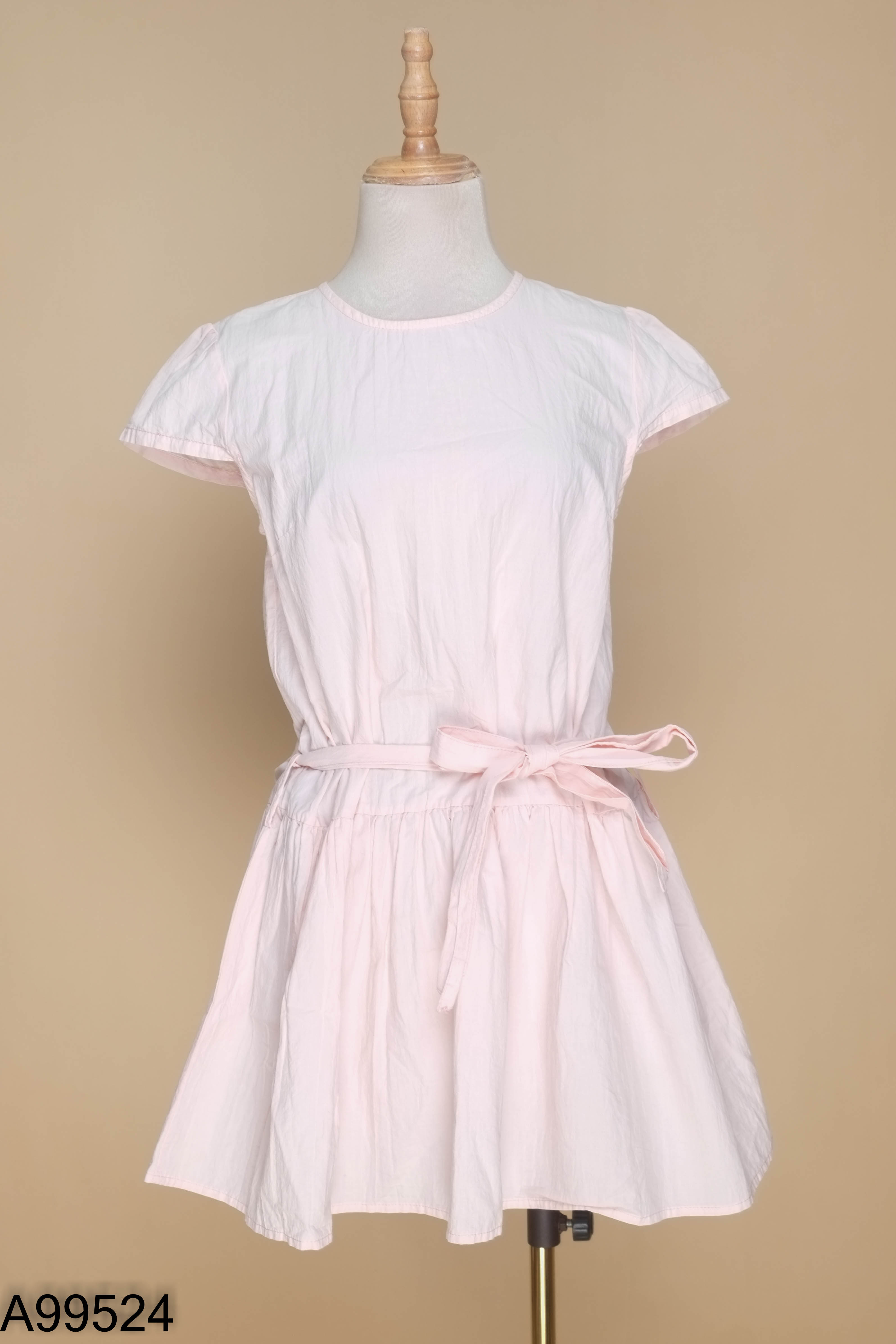 Váy hồng babydoll sát nách