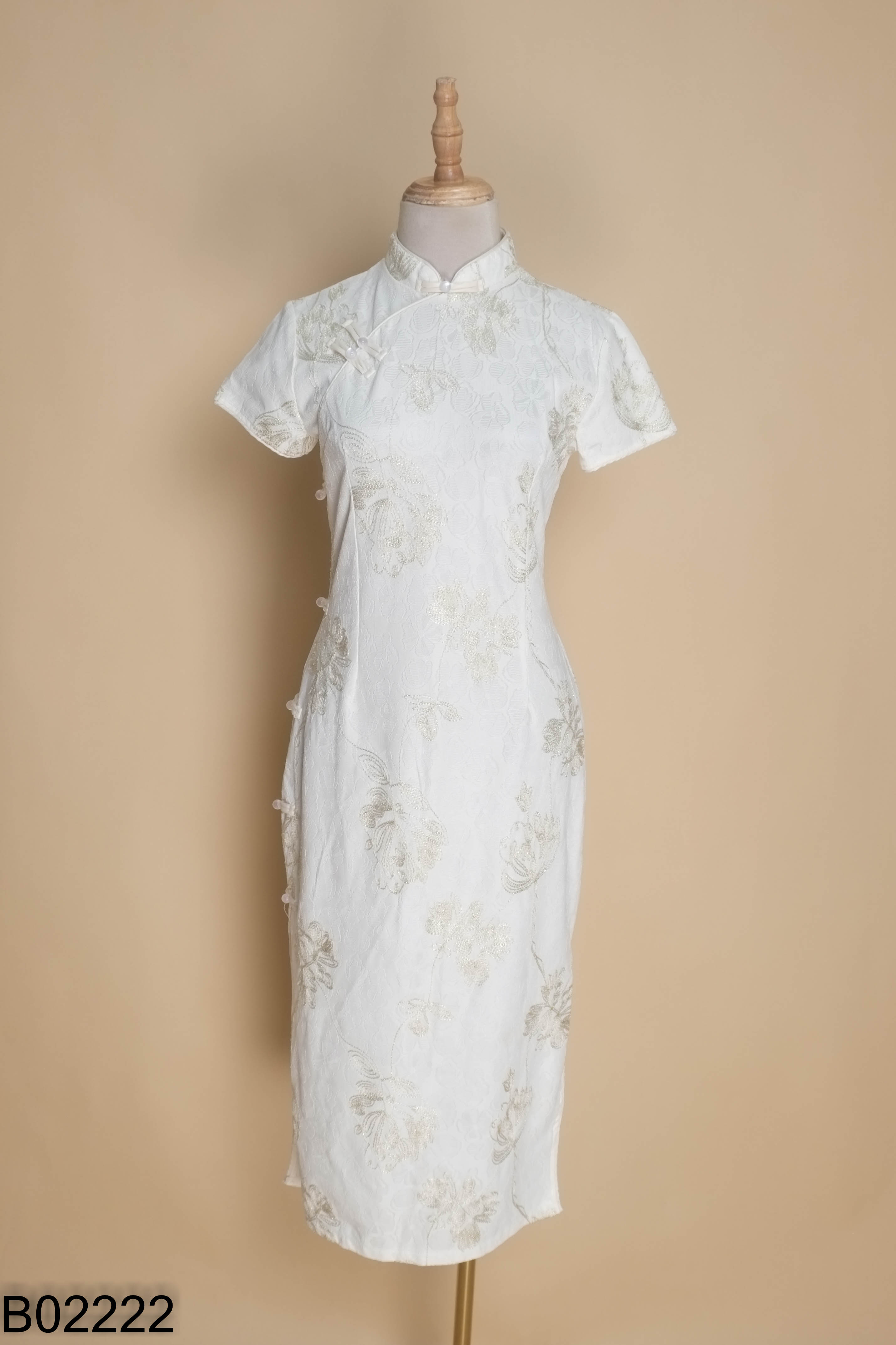 Váy sườn xám trắng FASHION đính cúc