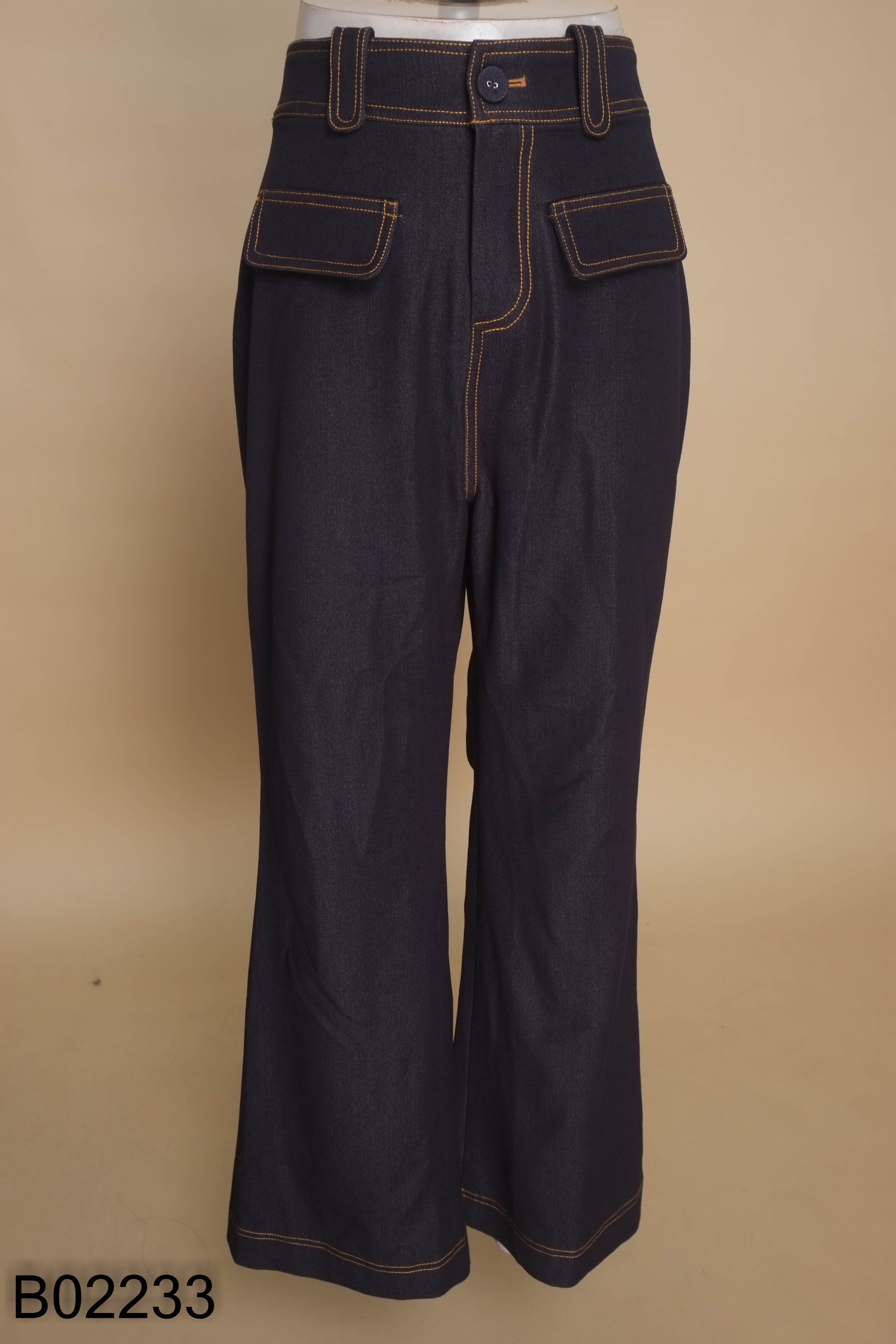 Quần jeans xanh KIM.T viền chỉ nâu