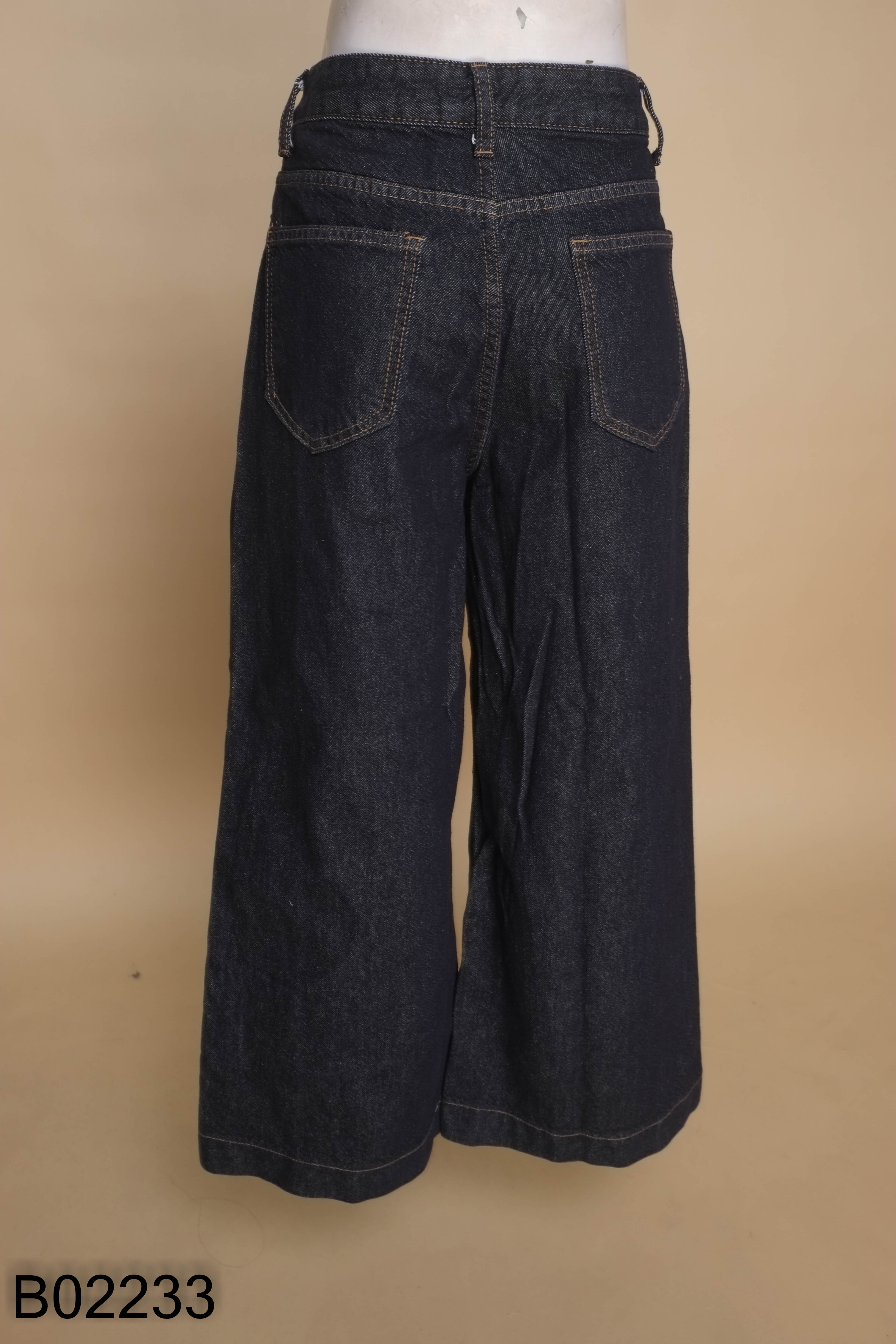 Quần jeans suông MYAN xám đen trơn