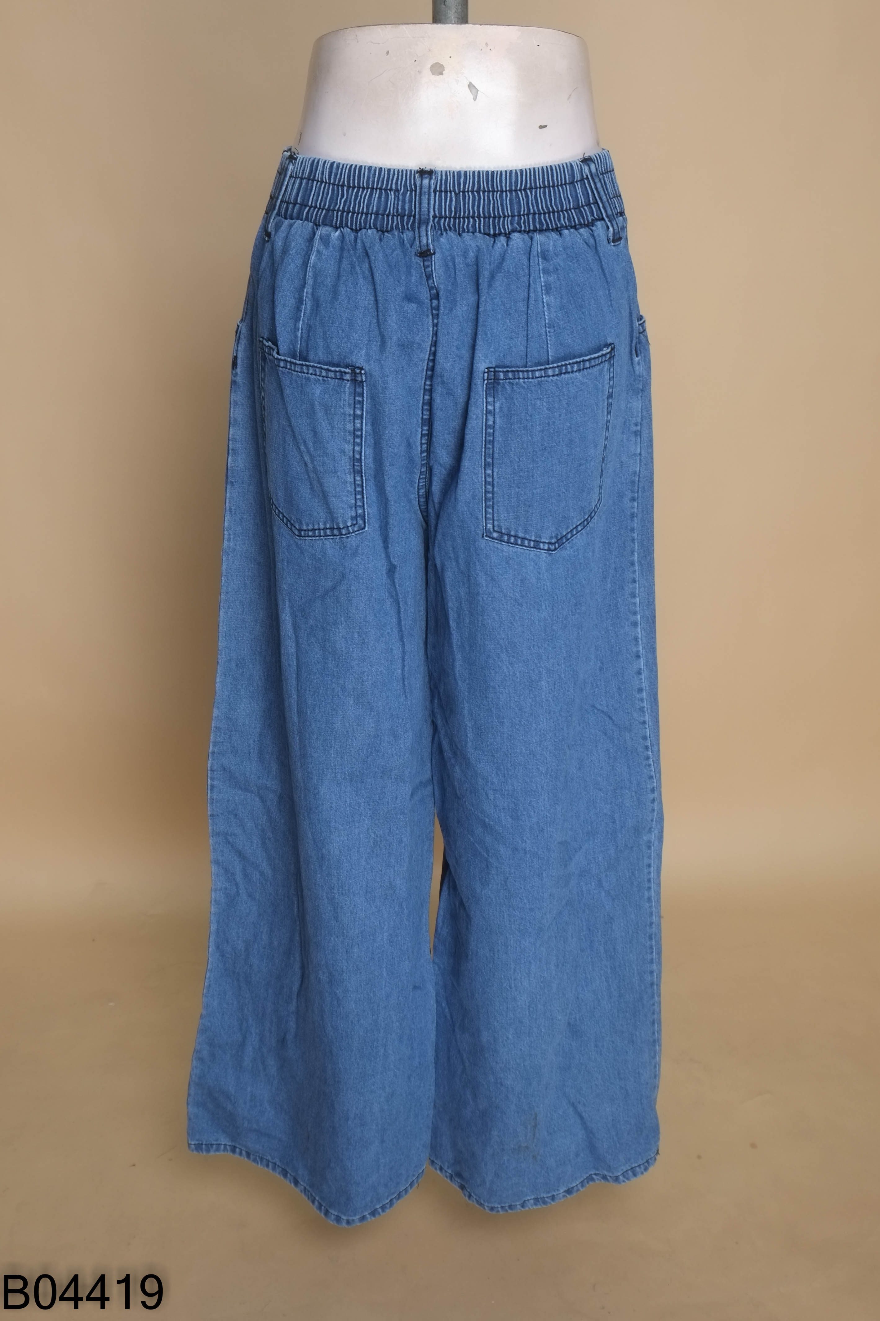 NEWTAG Quần jean xanh ống suông