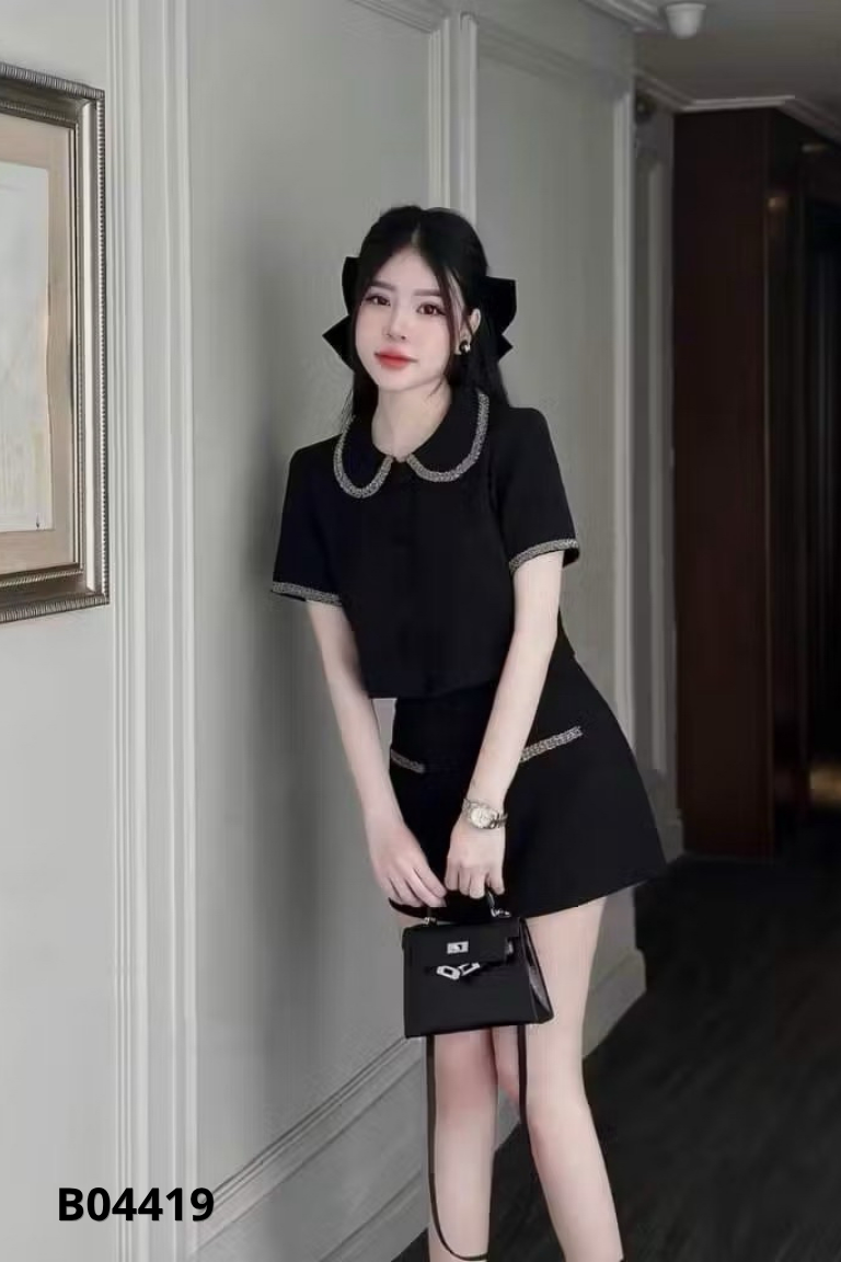 NEWTAG Set Áo NTH đen viền cườm + chân váy
