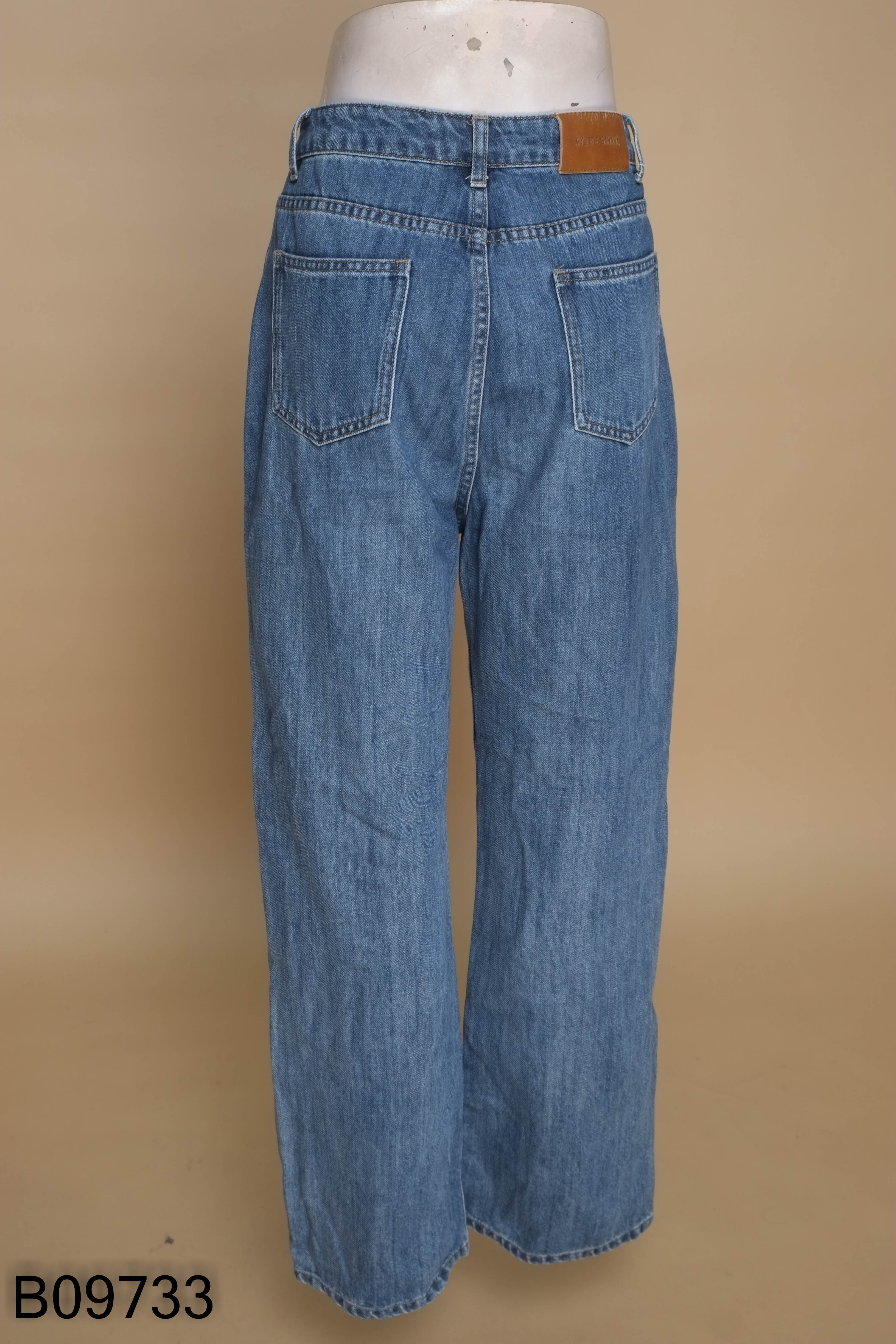 NEWTAG quần jeans suông xanh xẻ gấu