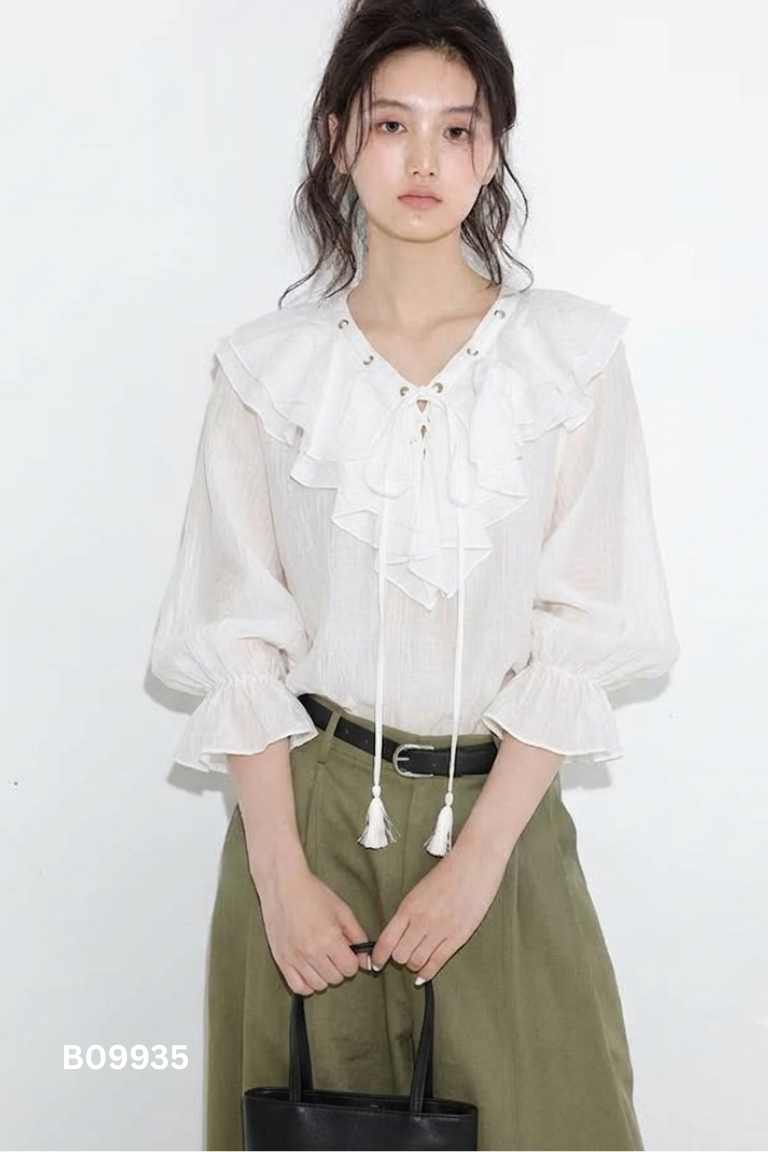 Áo đũi trắng DAISY phối bèo