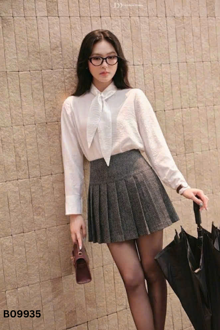 Chân váy xám TWENTY FIVE xếp ly