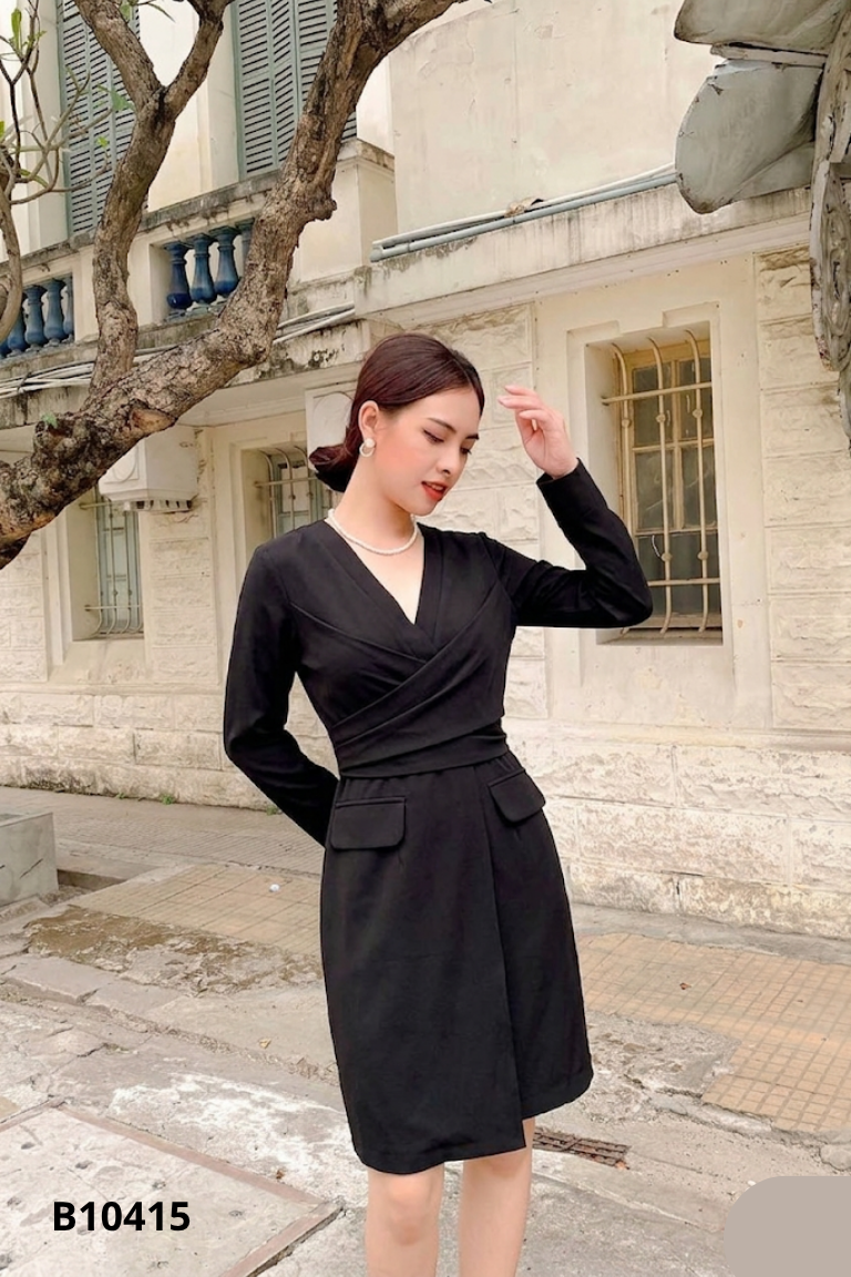 Váy C'CHAT đen buộc eo