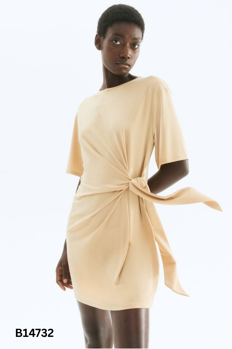 Áo kiểu vàng đính nơ H&M