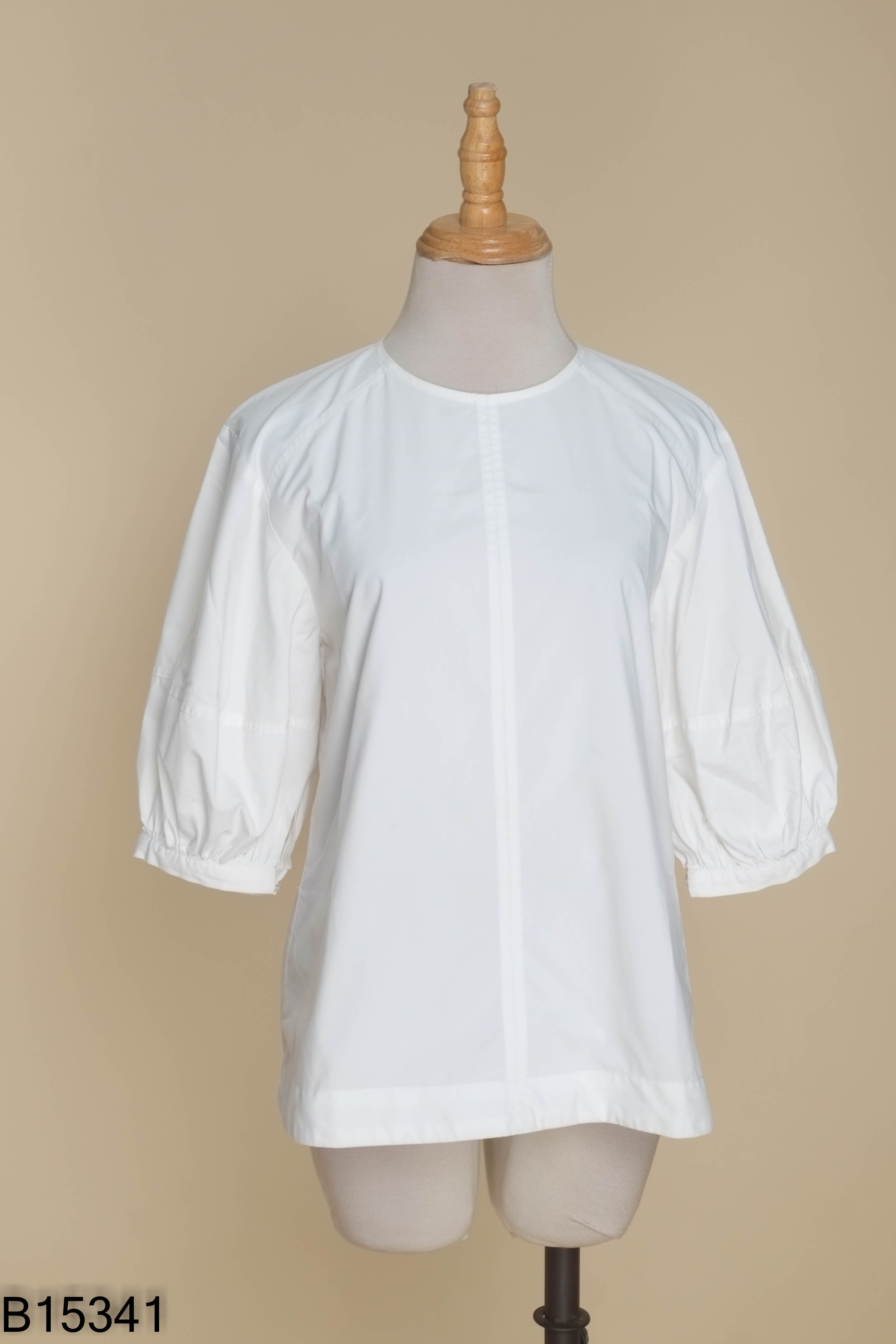 Áo trắng HUONG BOUTIQUE tay lửng
