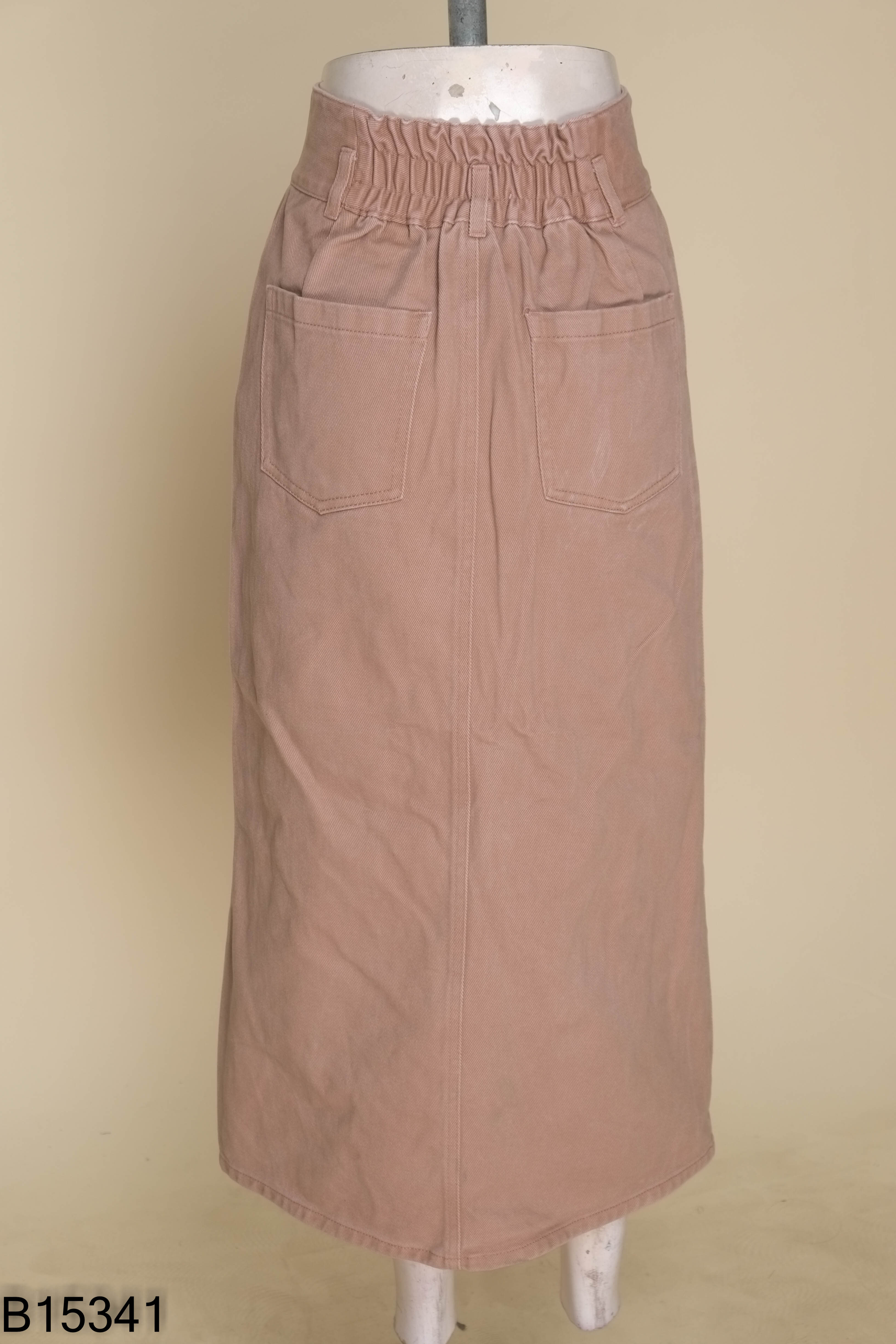 Chân váy jeans hồng GU