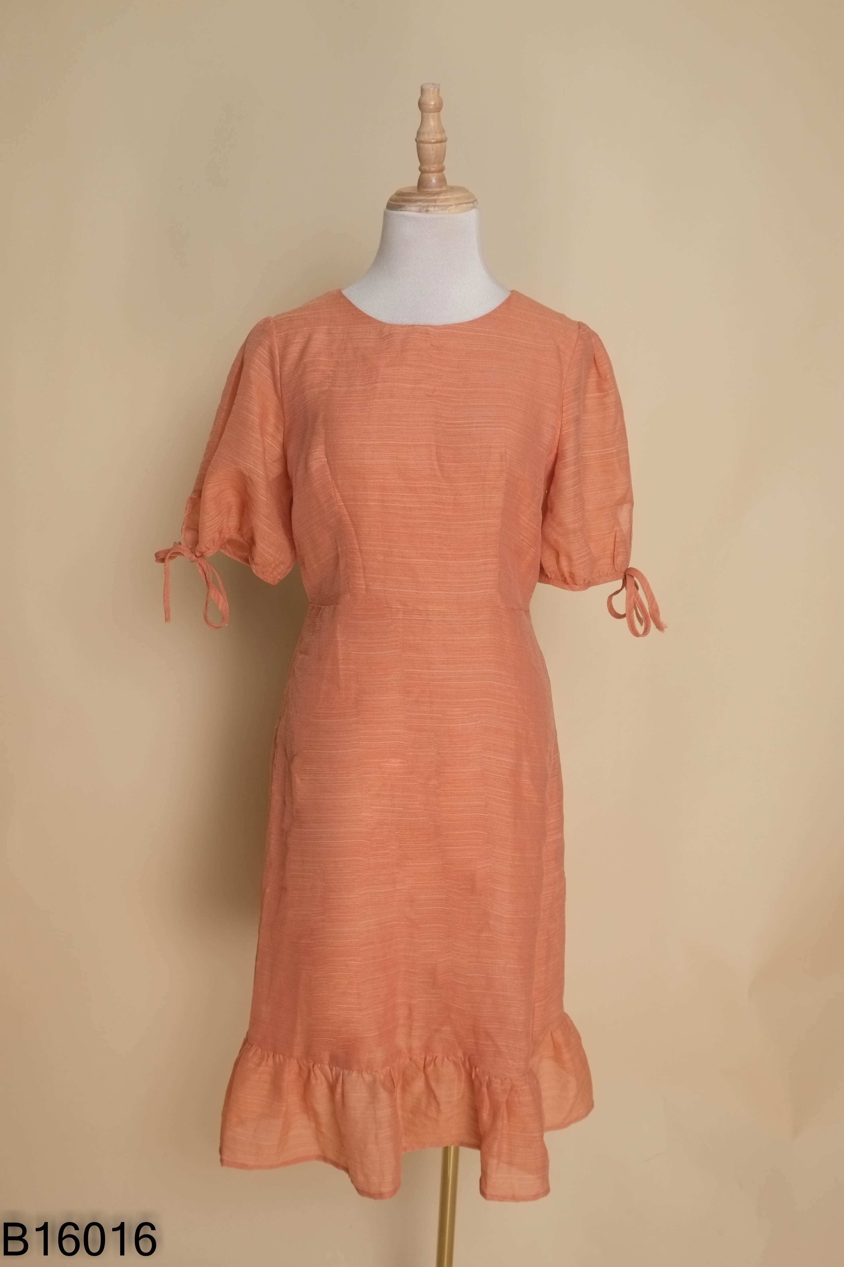 Váy MINZ cam tay bồng