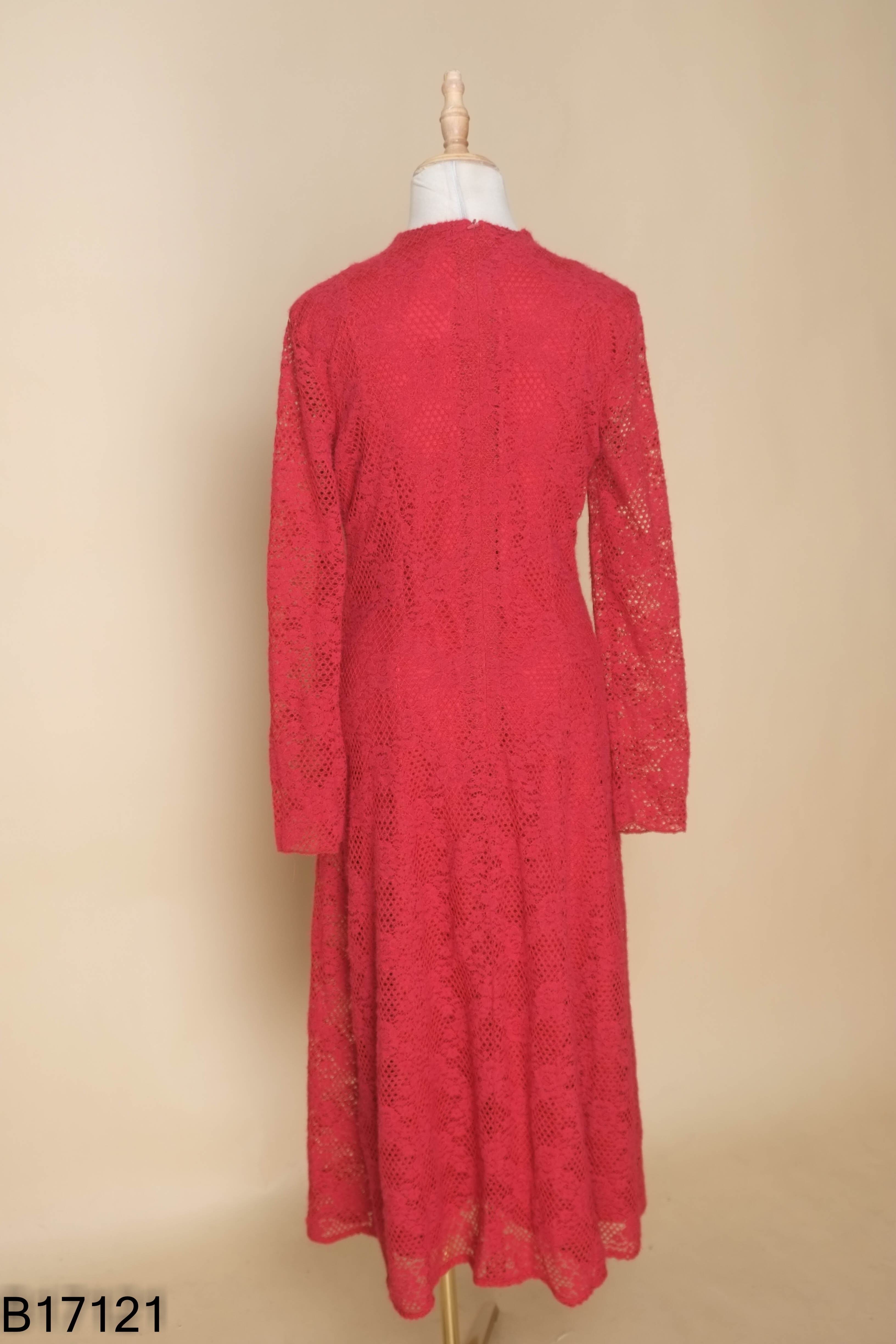 Váy ZARA (xuất) ren đỏ