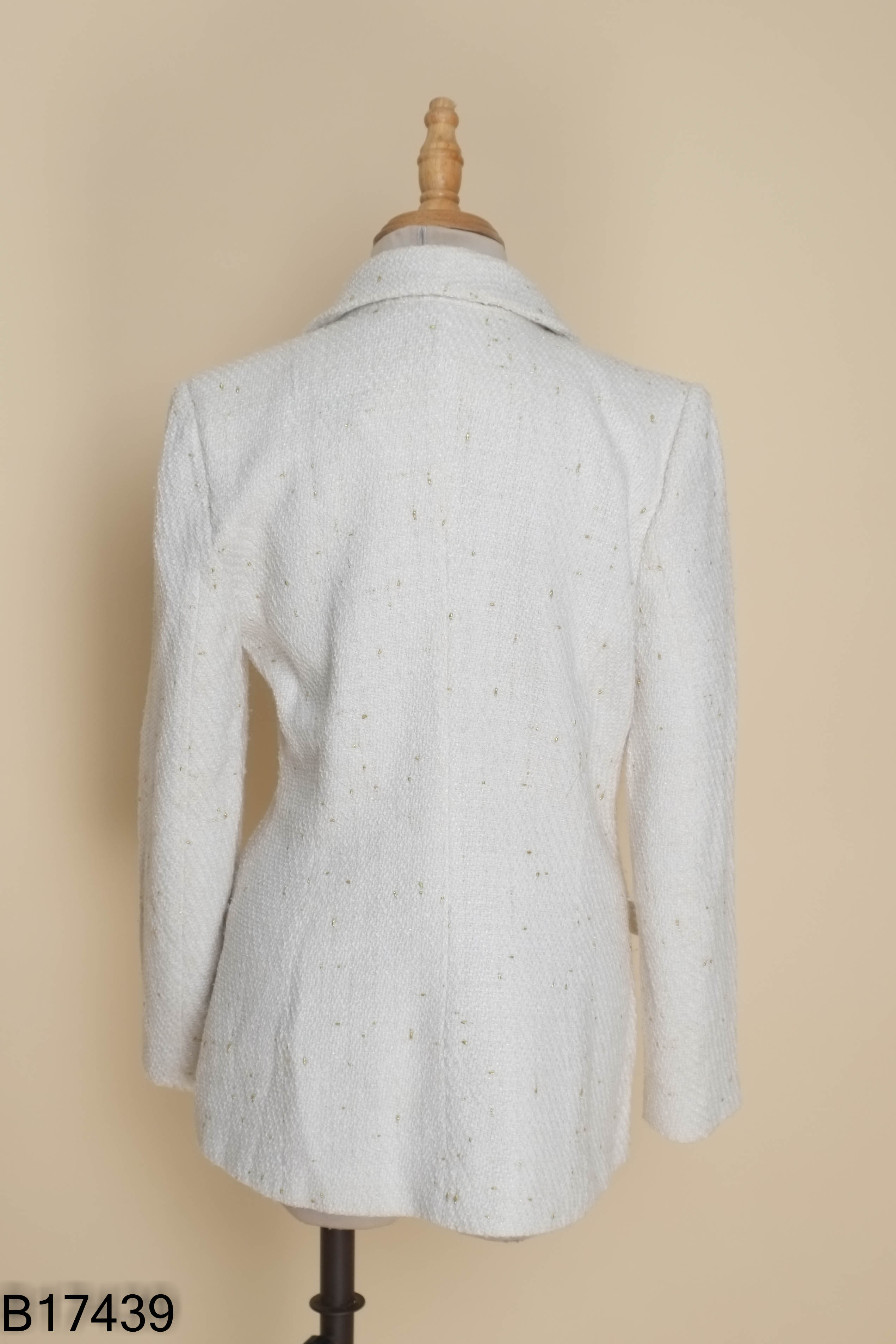 B1743910139-Áo khoác dạ TINOVY kem cổ vest