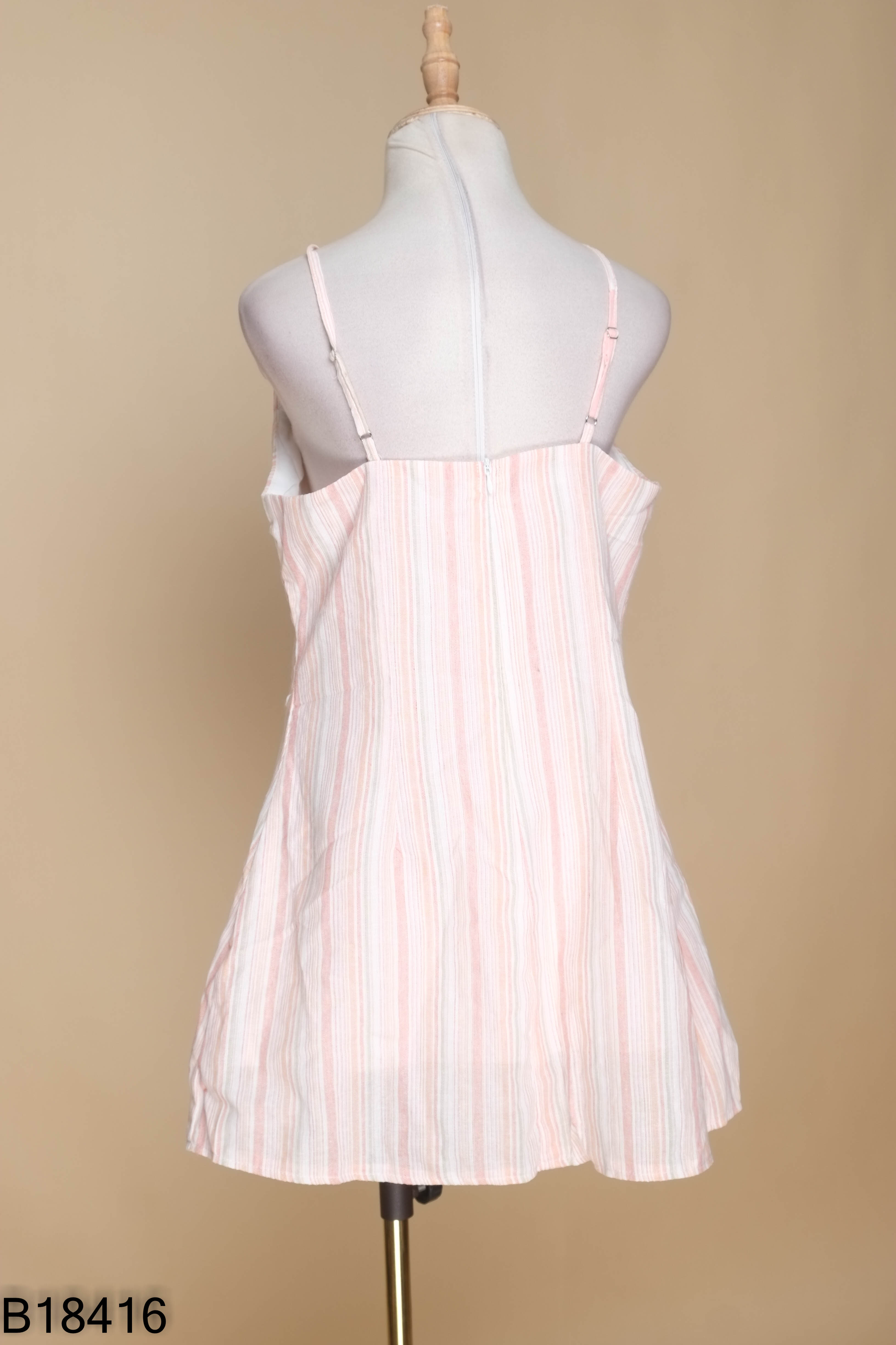 Váy AUDREY STUDIO hồng hở lưng