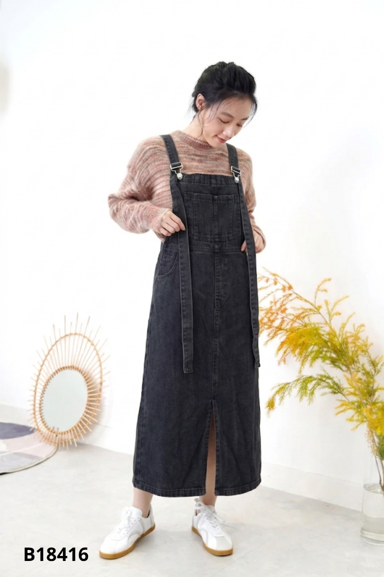 Váy yếm đen trơn 2 túi