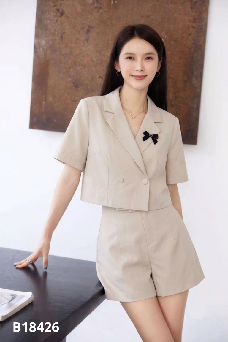 Set Áo blazer be ngắn MYAN + Quần short