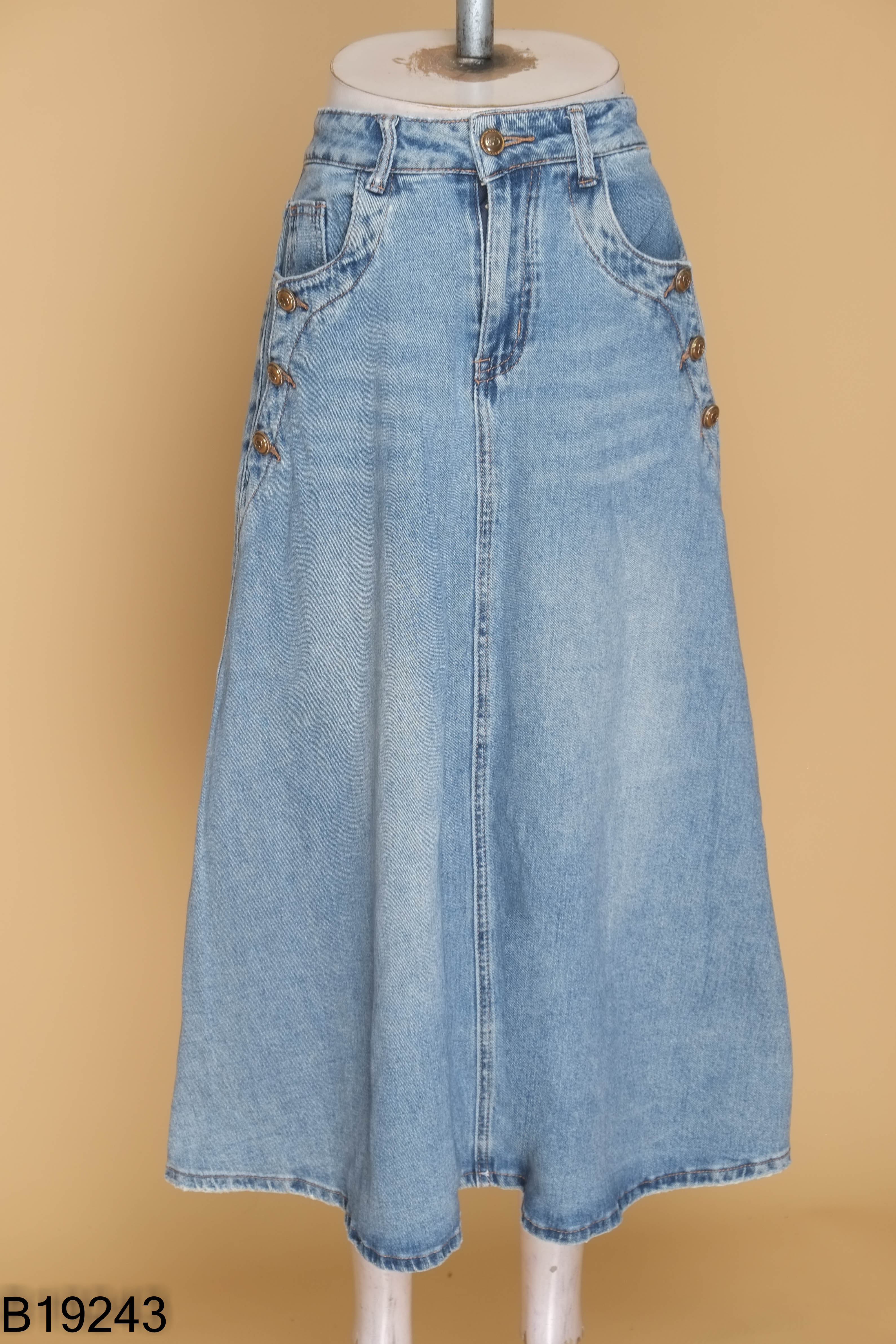 Chân váy jeans xanh trơn xòe