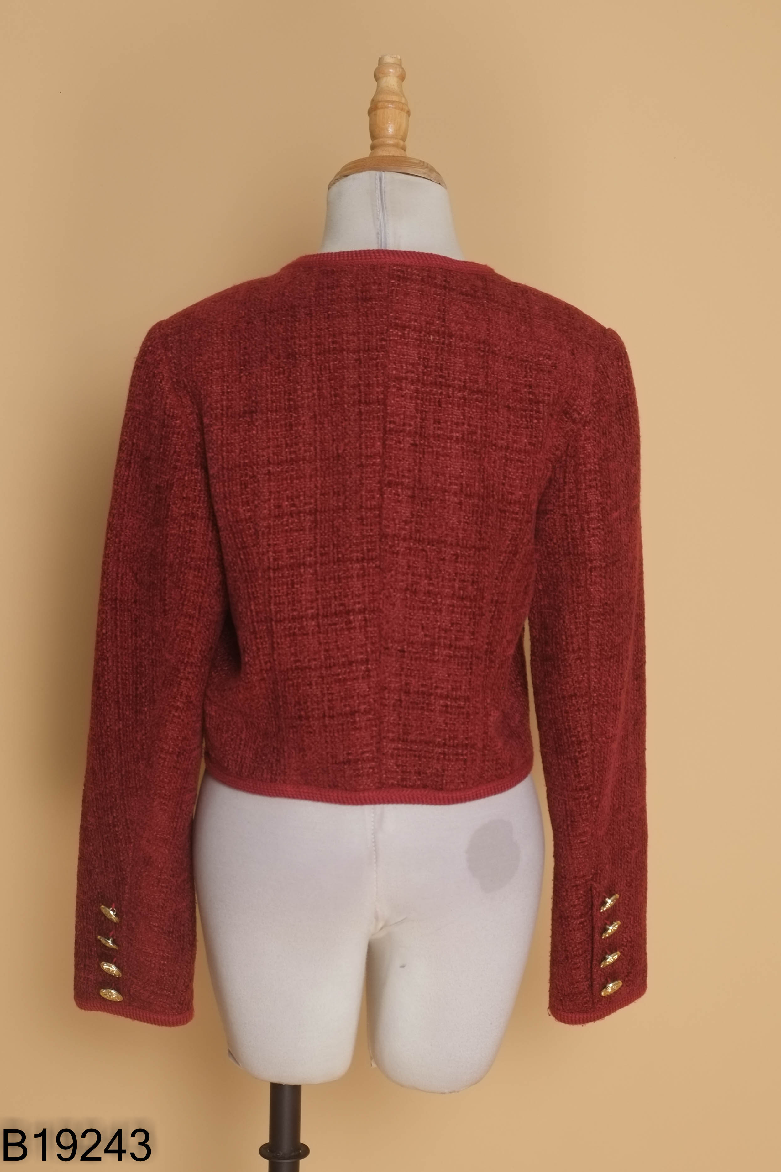 Áo tweed đỏ YICHEN phối cúc vàng