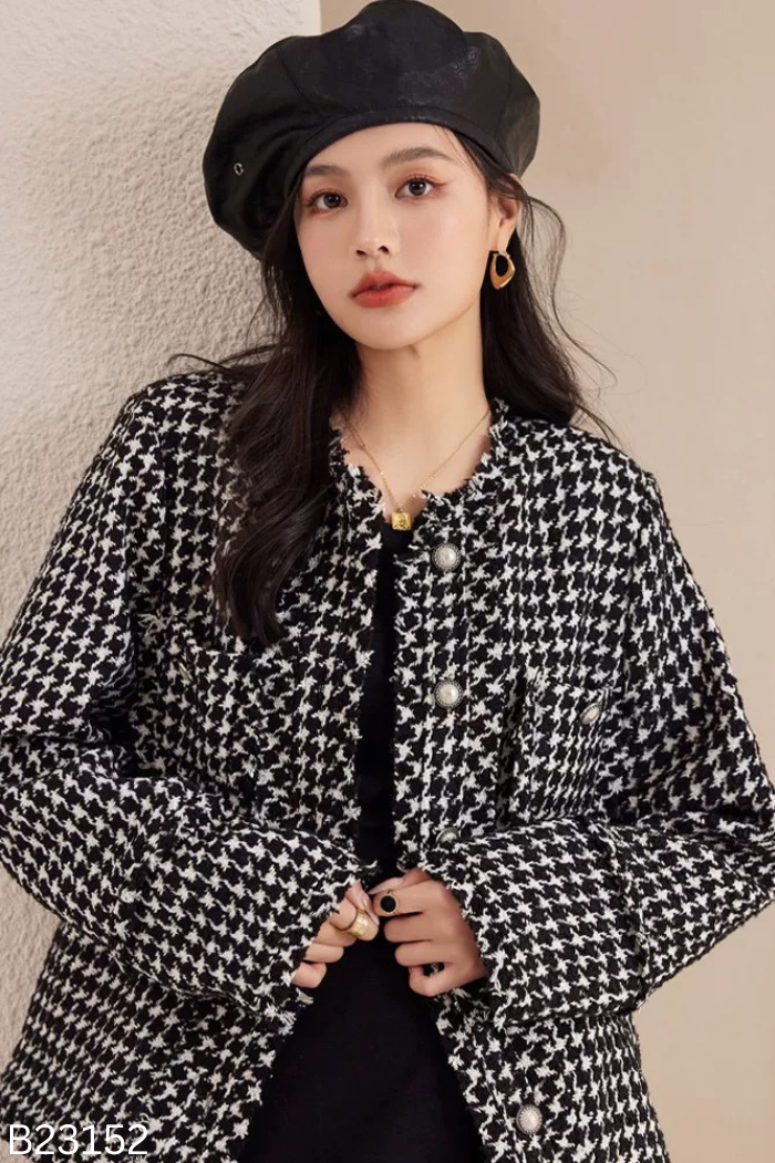 Áo dạ trắng đen cúc ngọc