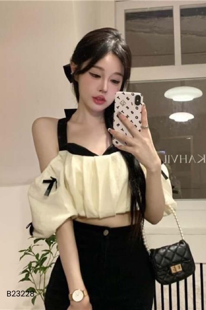 Áo be nơ đen
