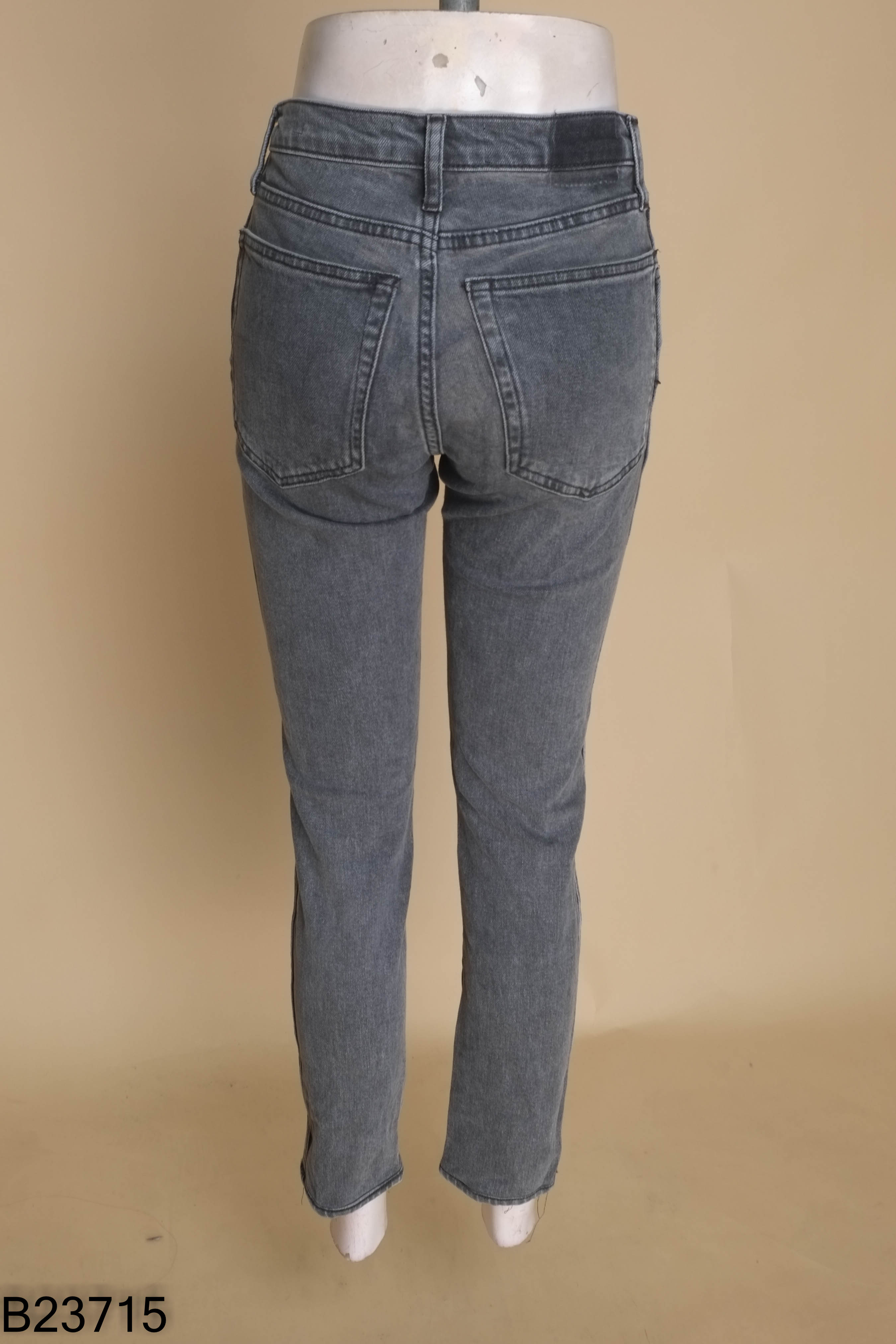 Quần jeans xám đen ZARA