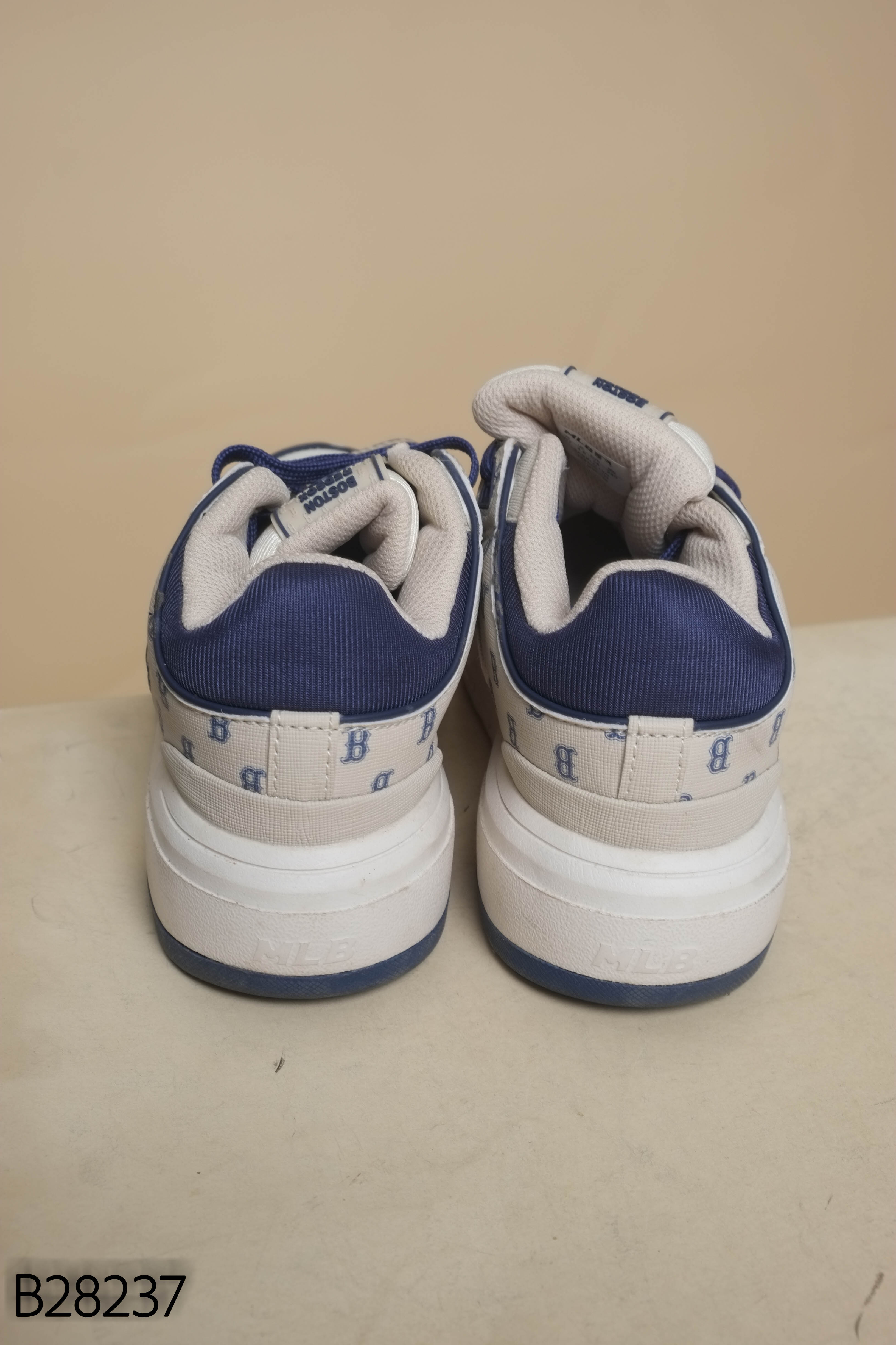 Giay thể thao MLB trắng xanh