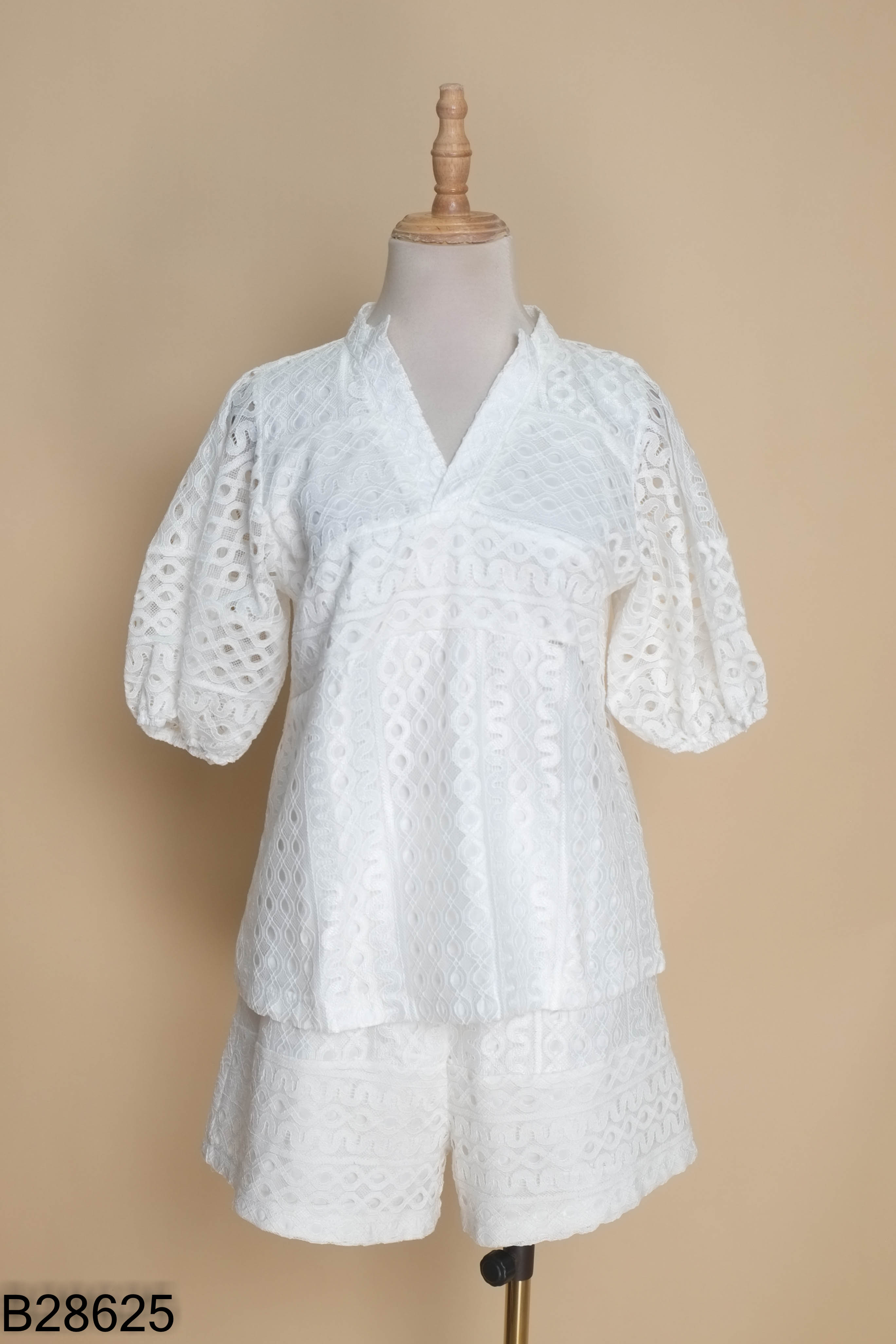 Set ren trắng+quần
