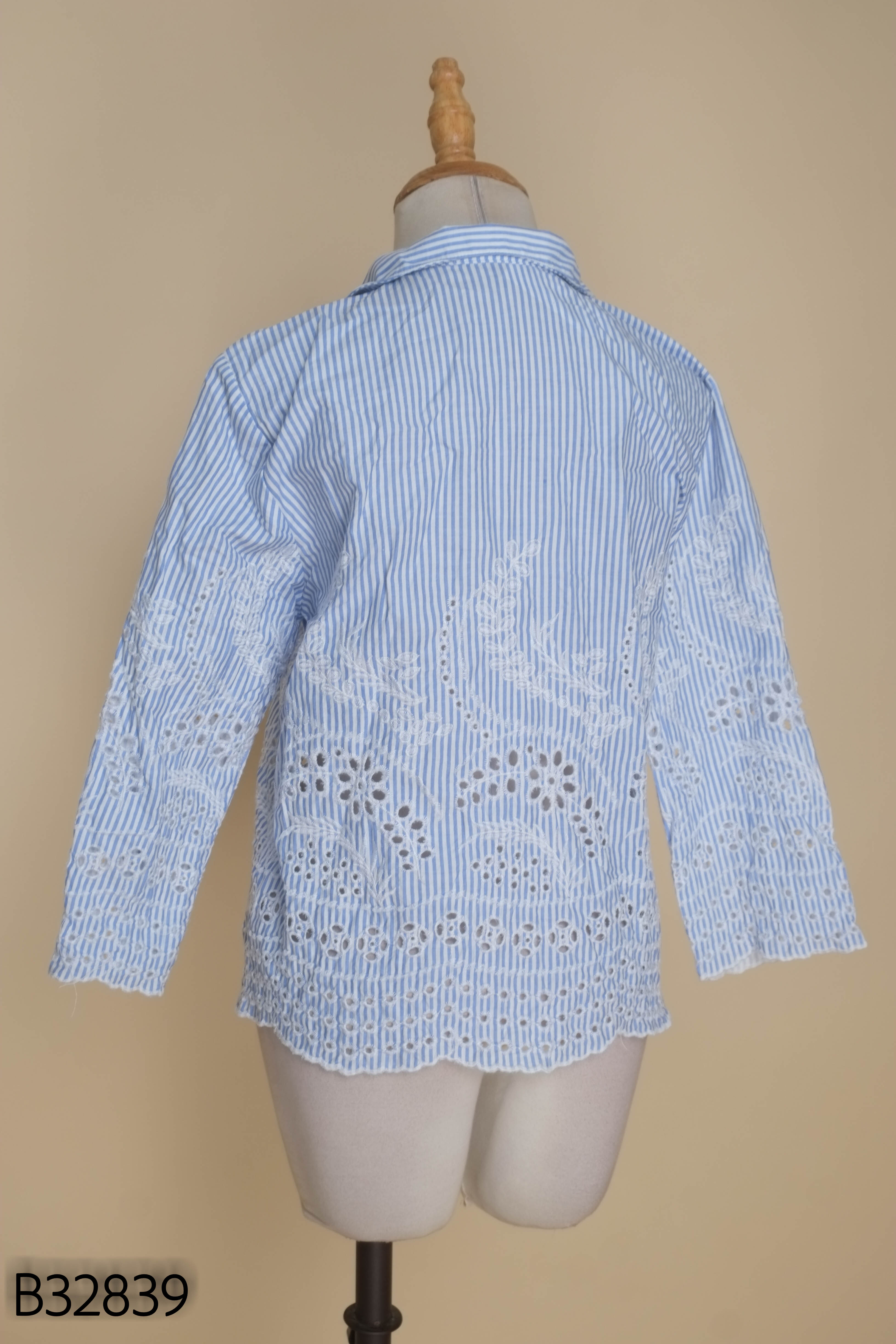 Áo sơ mi SOLEI BOUTIQUE xanh kẻ họa tiết