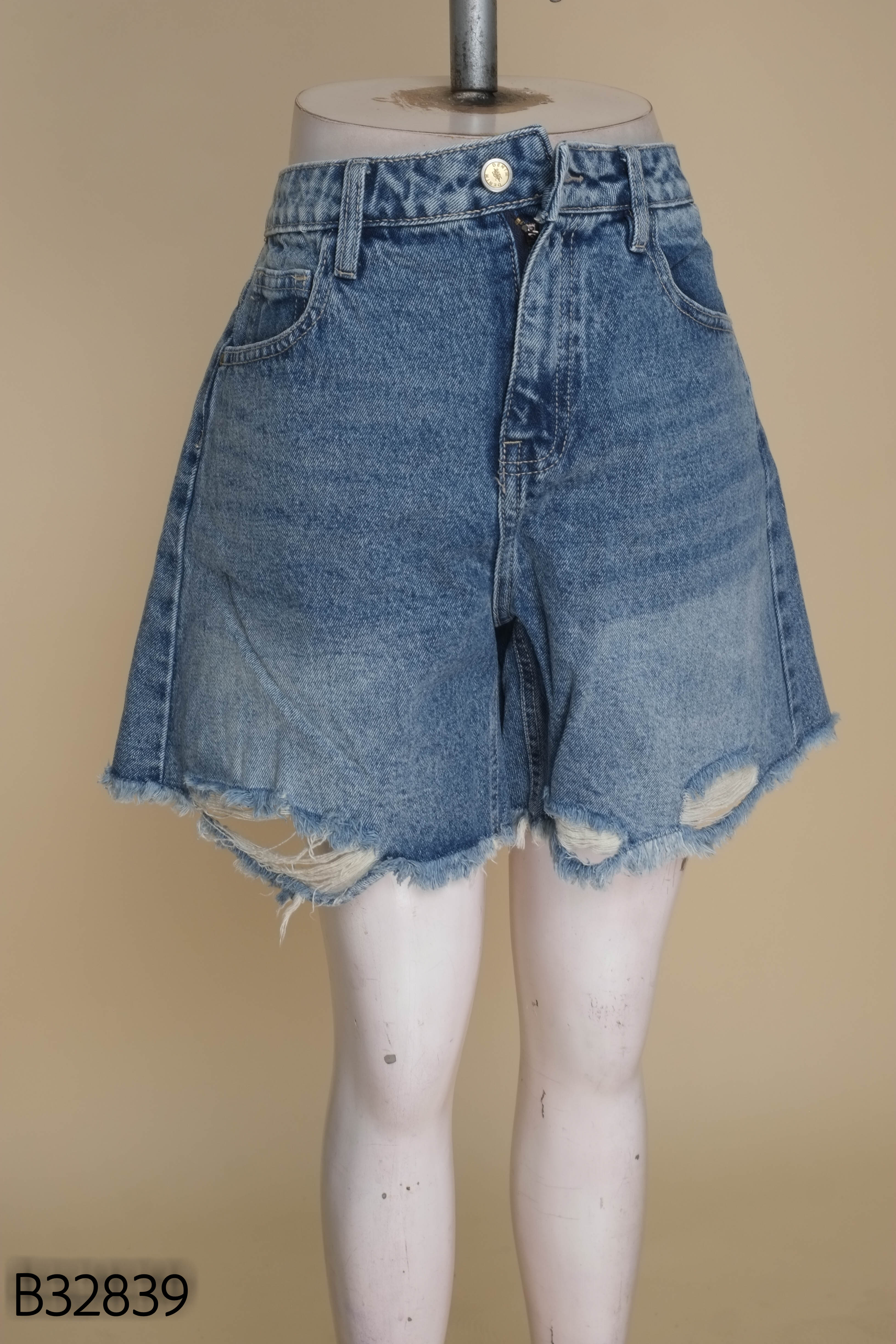 Quần shorts jeans ZARA(xuất) xanh