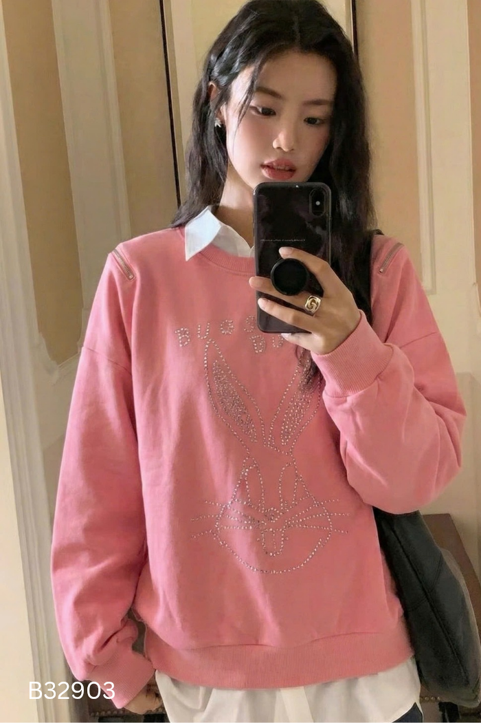 Áo nỉ hồng đính đá