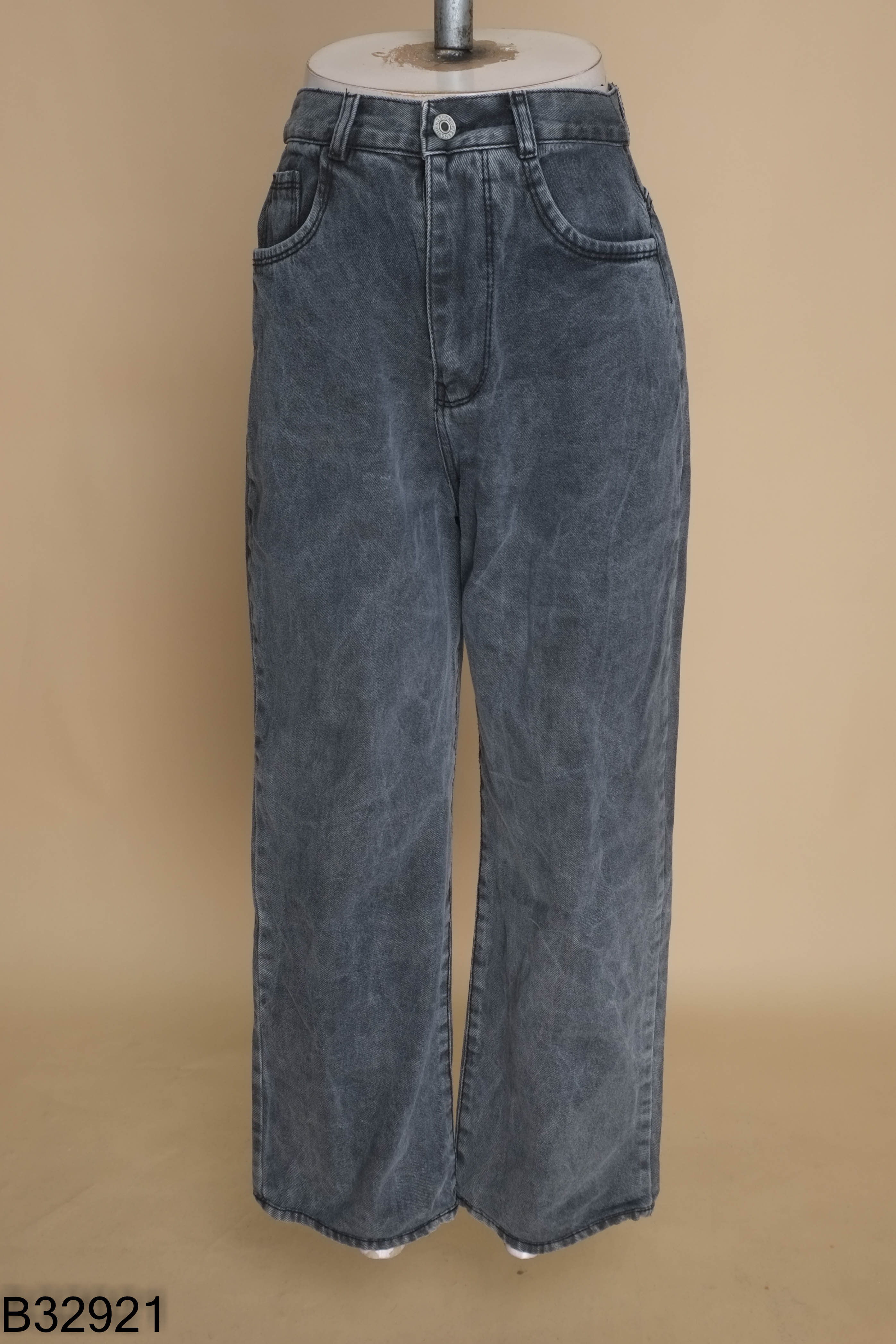 Quần jeans xám đen ống rộng