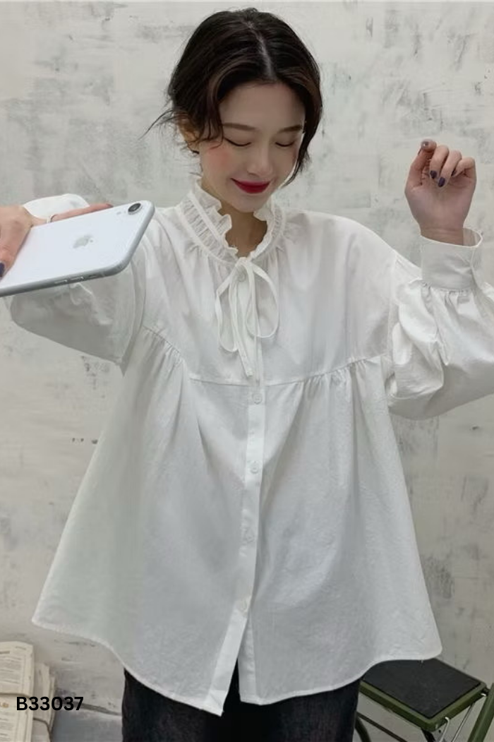 Áo babydoll trắng cổ viền bèo