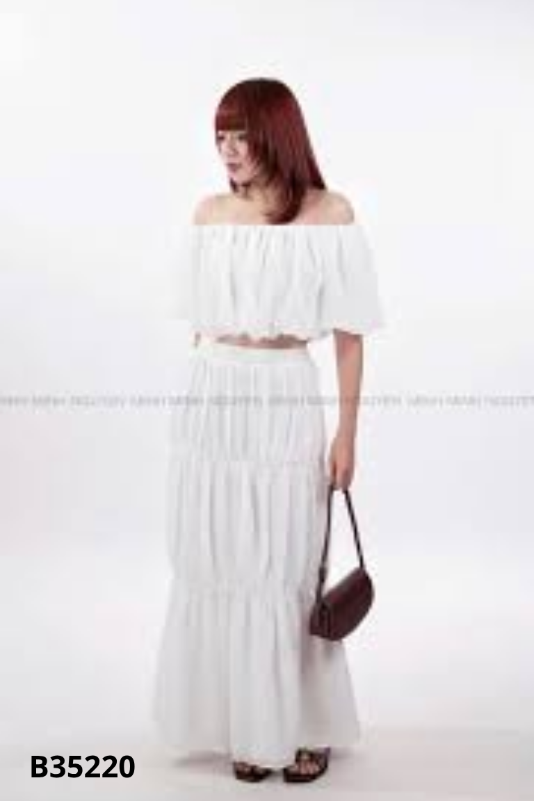 Set Áo trắng trễ vai + chân váy