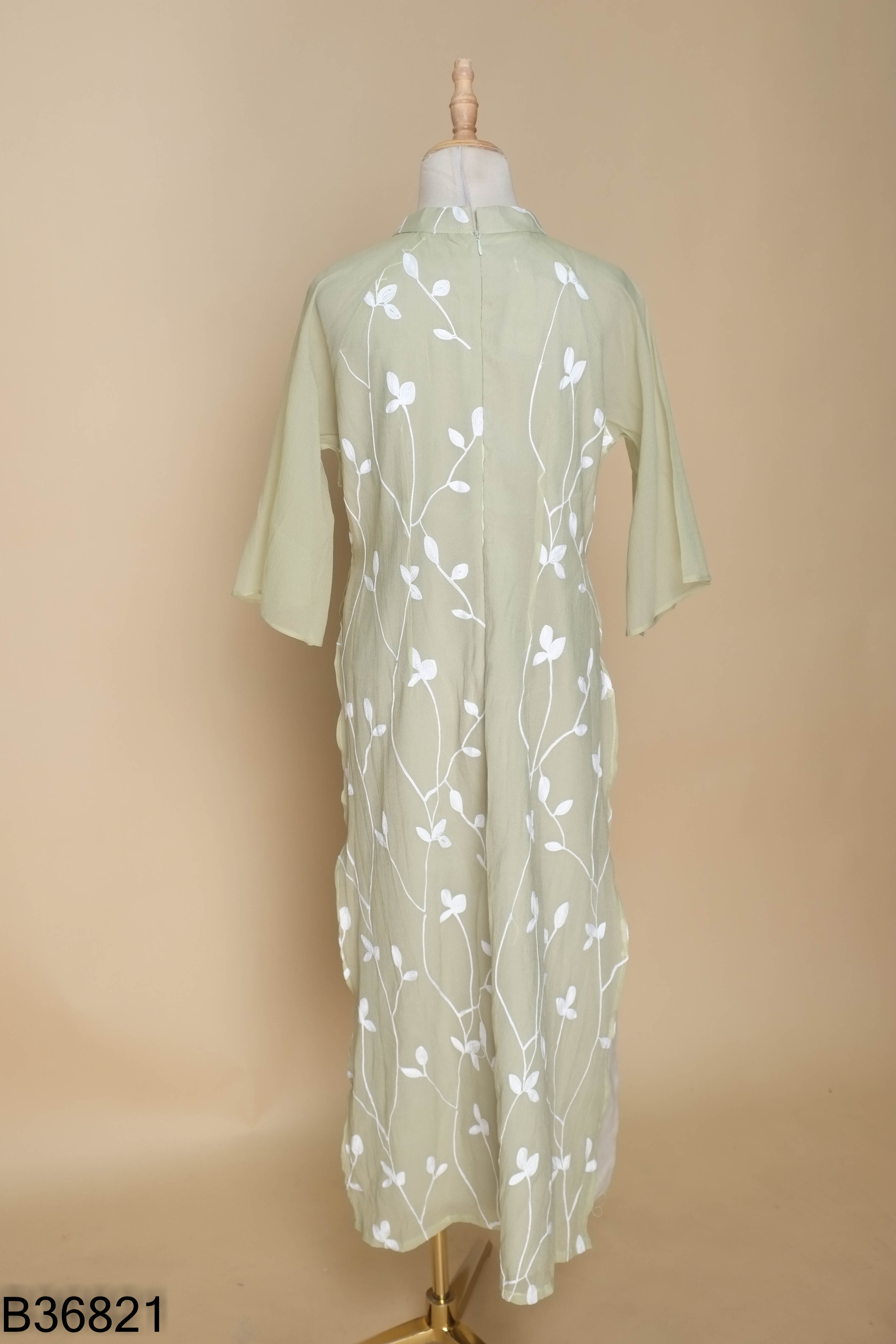 Áo dài xanh hoa trắng