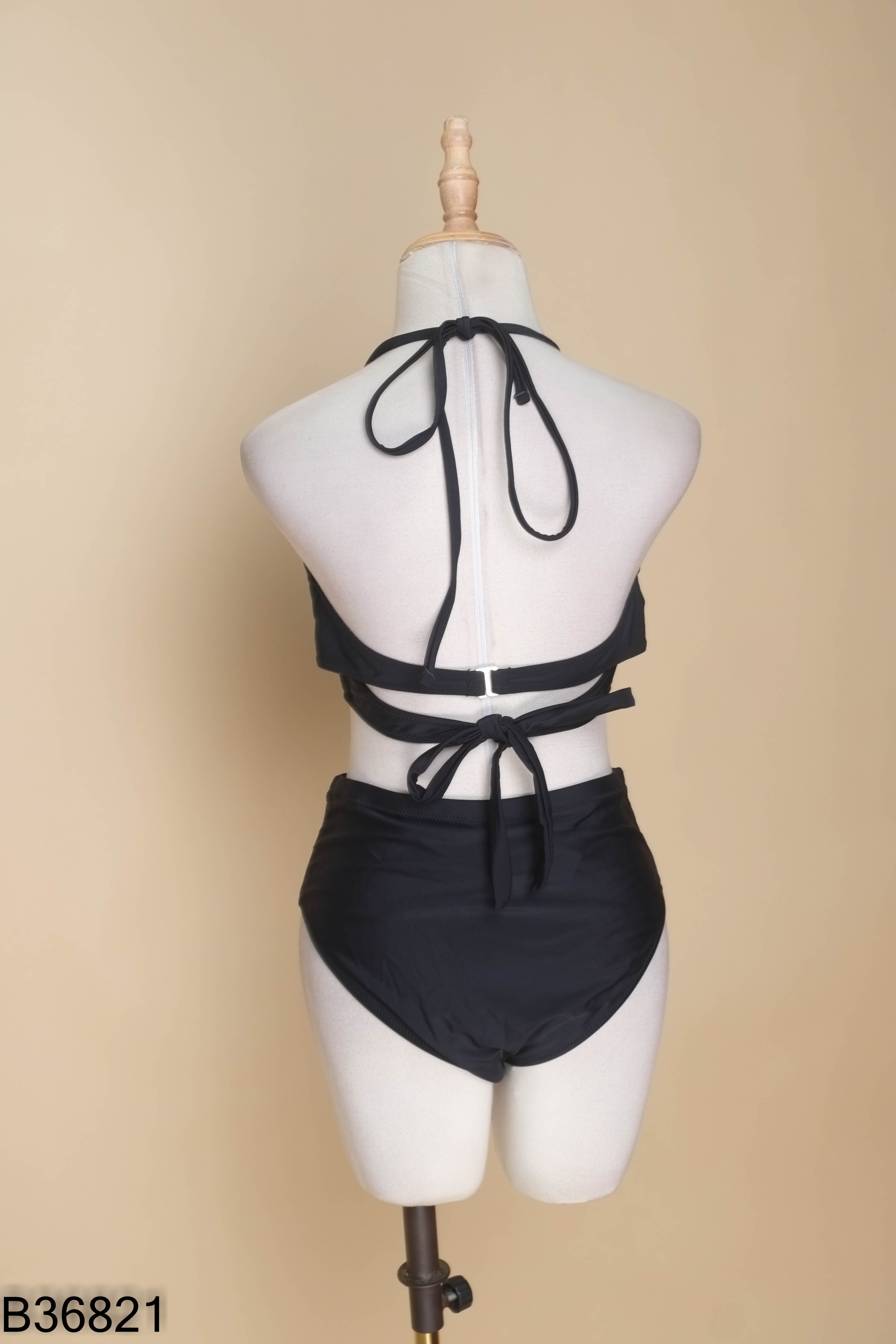 SET bikini đen cổ yếm + quần