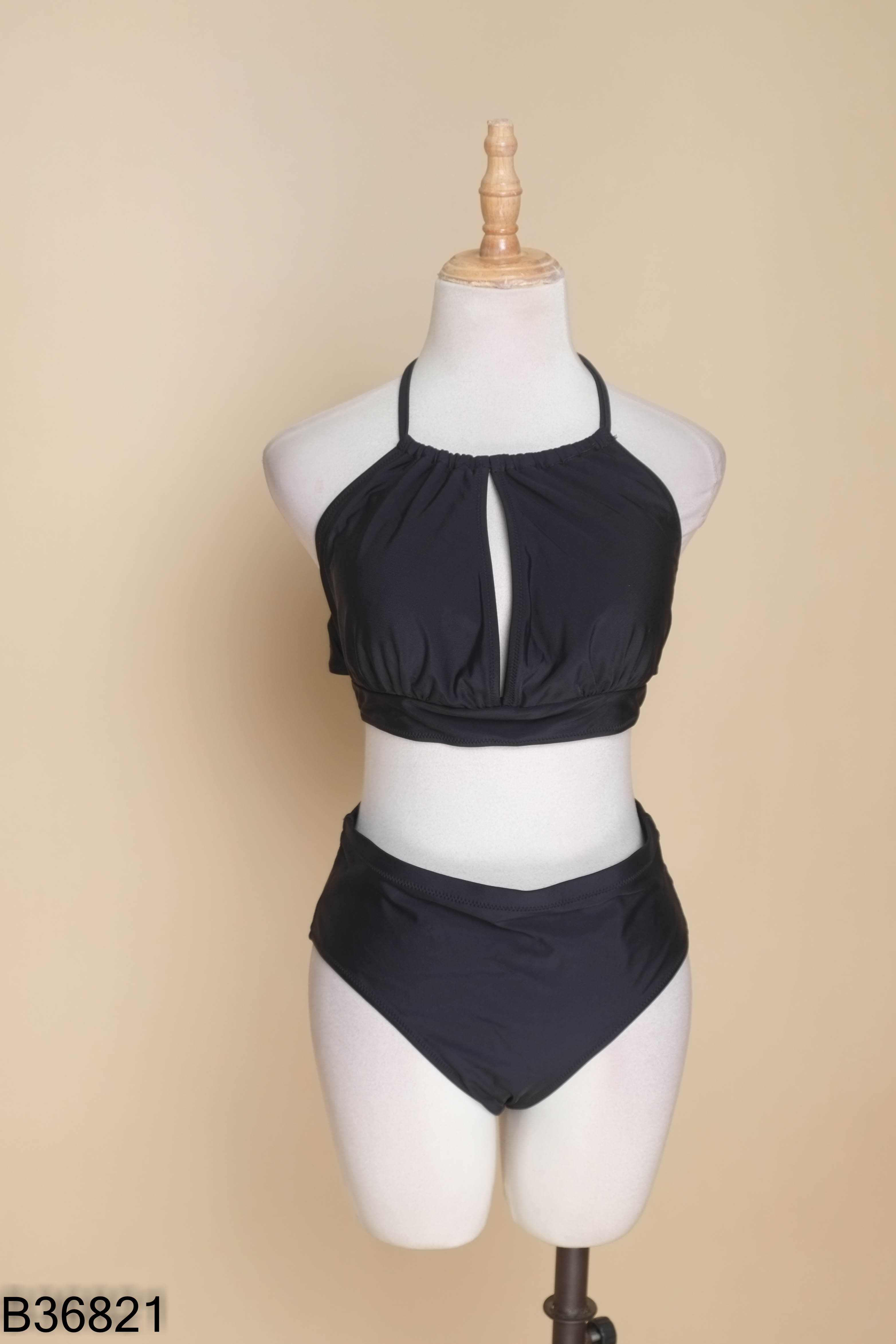 SET bikini đen cổ yếm + quần