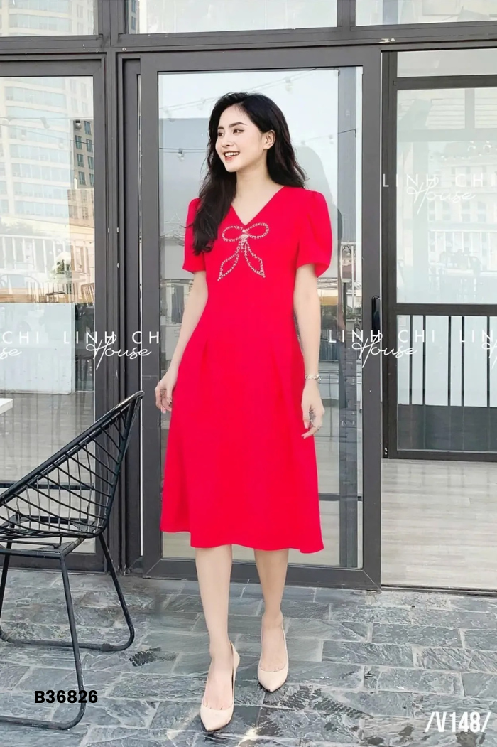 Váy LINH CHI HOUSE đỏ đính ngọc