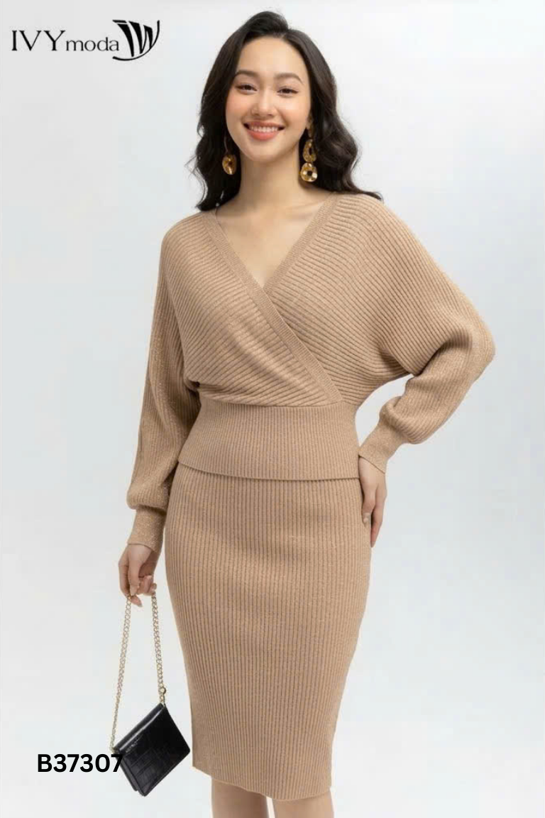 Set áo len nâu cao cổ + chân váy