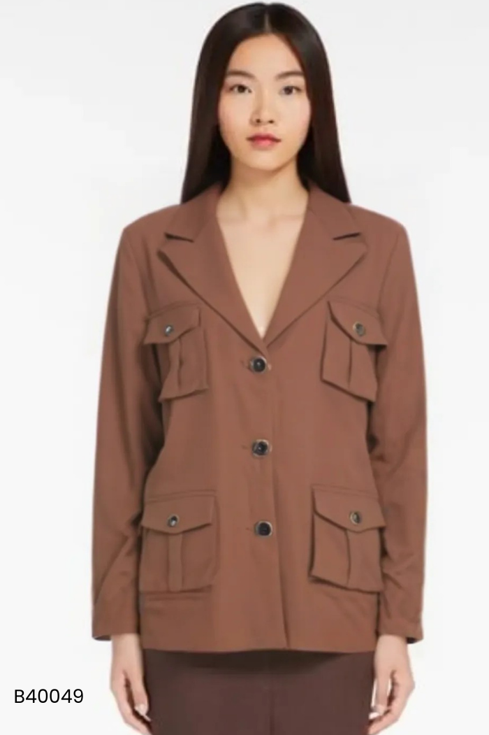 Áo khoác blazer nâu đậm phối túi