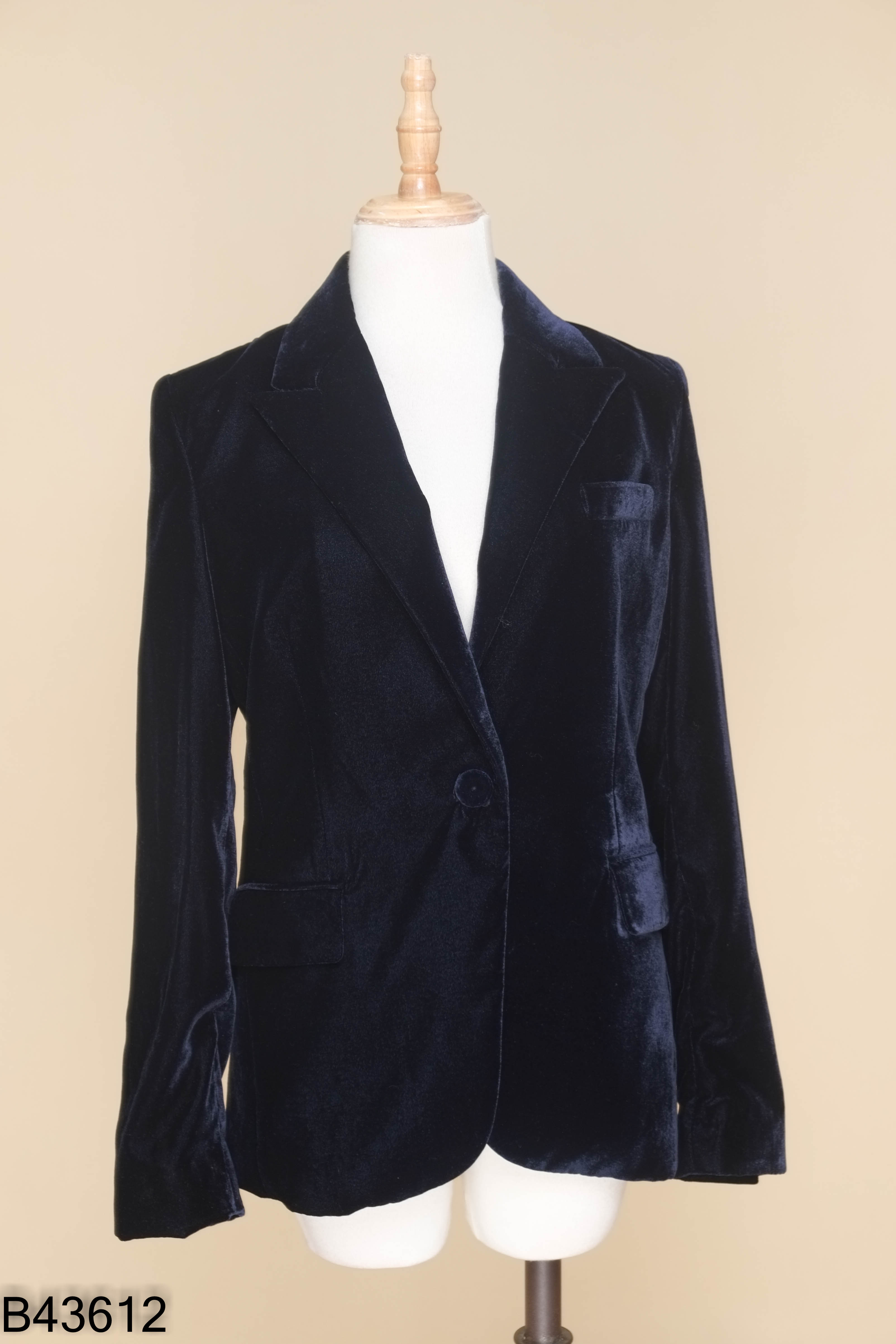 Áo blazer MANGO xanh than