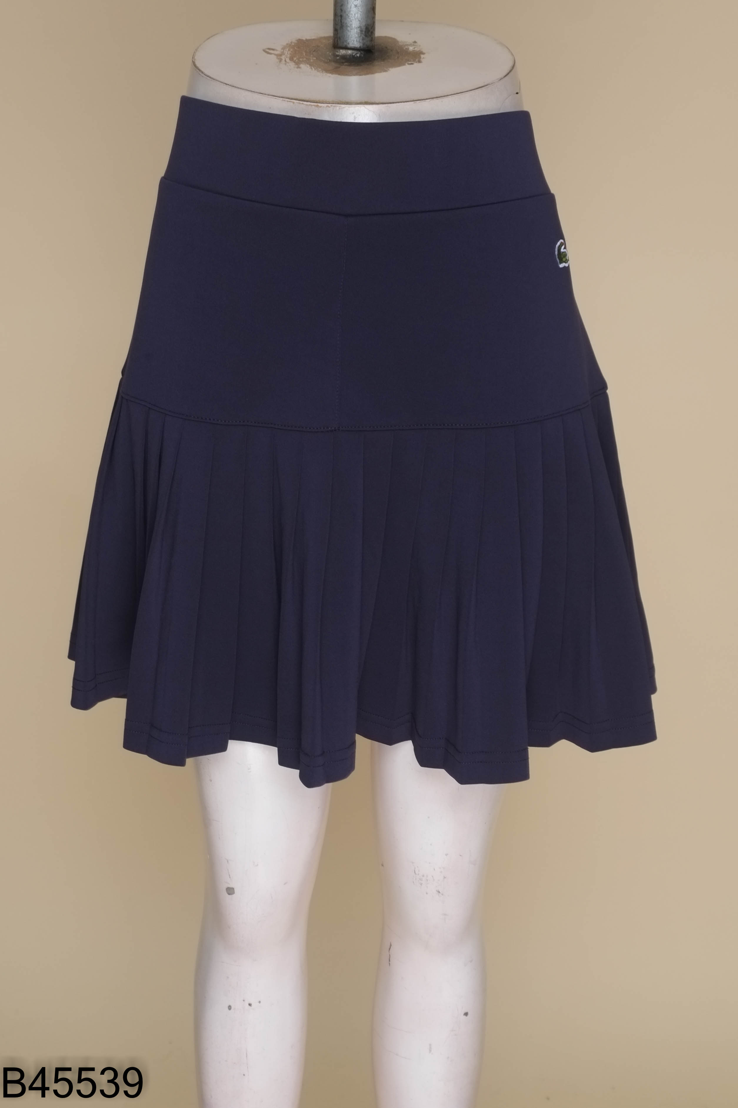 B4553910101-Chân váy LACOSTE xah xếp li