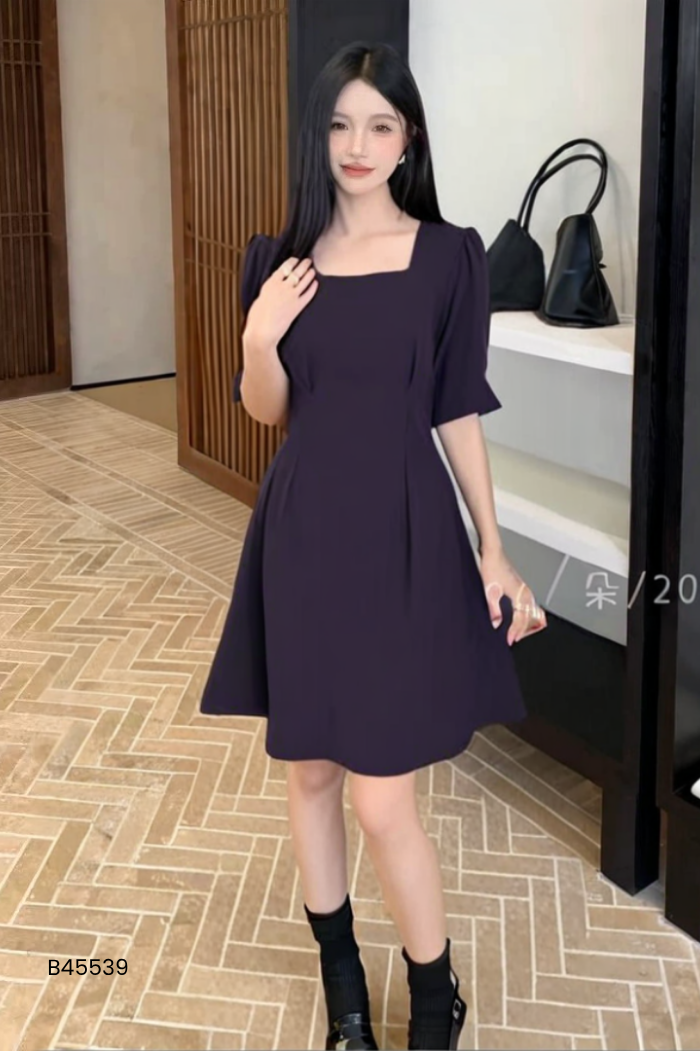 Váy nhỡ xám xanh cổ vuông