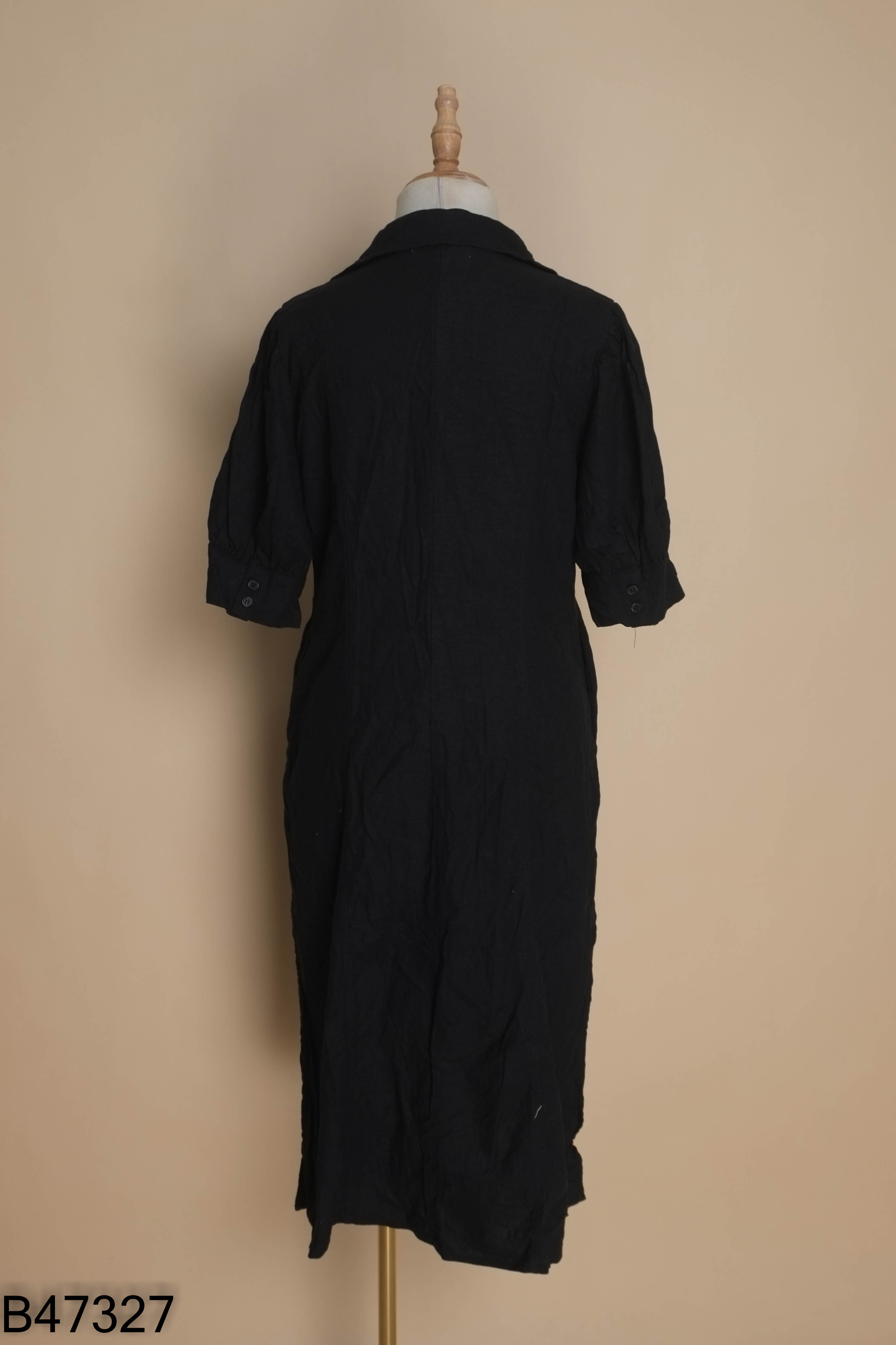 Váy linen đen MANGO phối cúc (XUẤT)