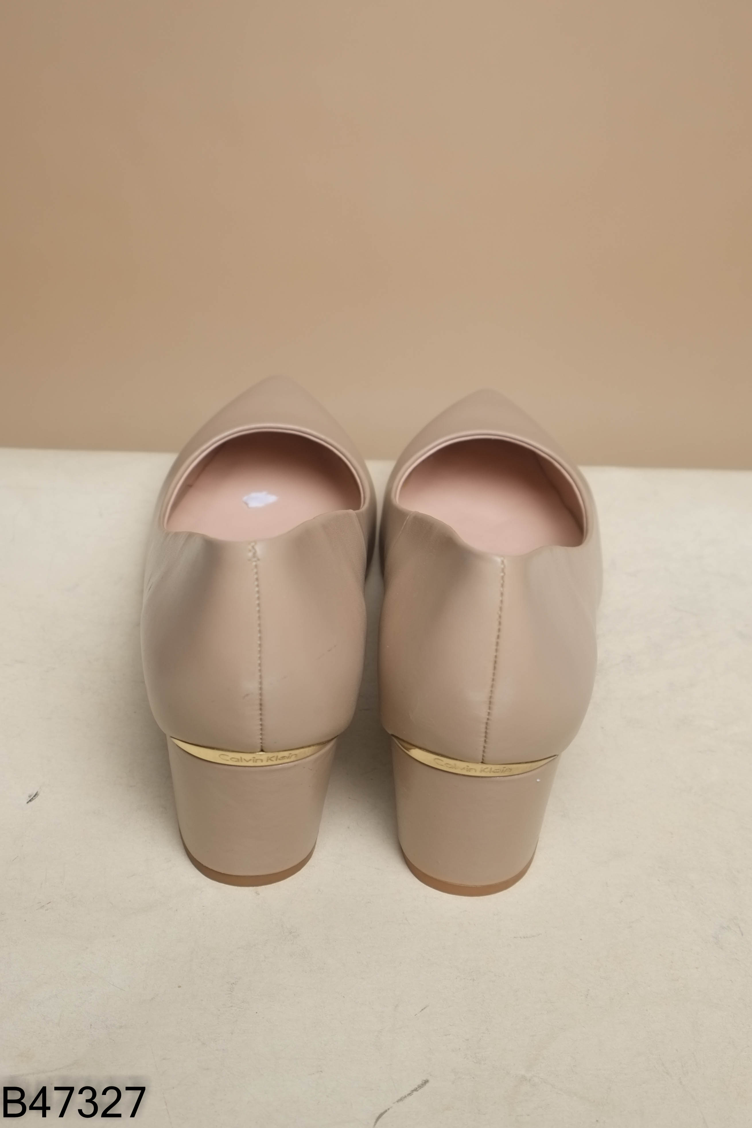 Giày cao gót CK da be (XUẤT)