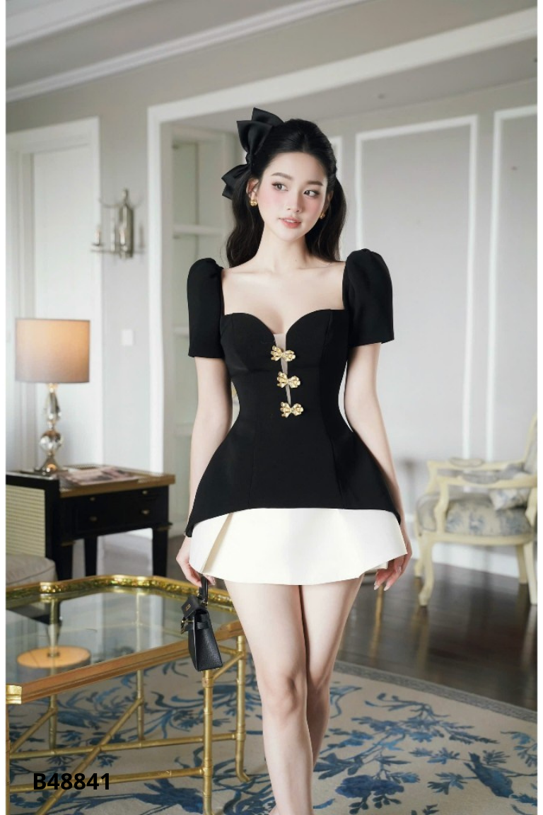 Áo đen HANG OI phối kiểu