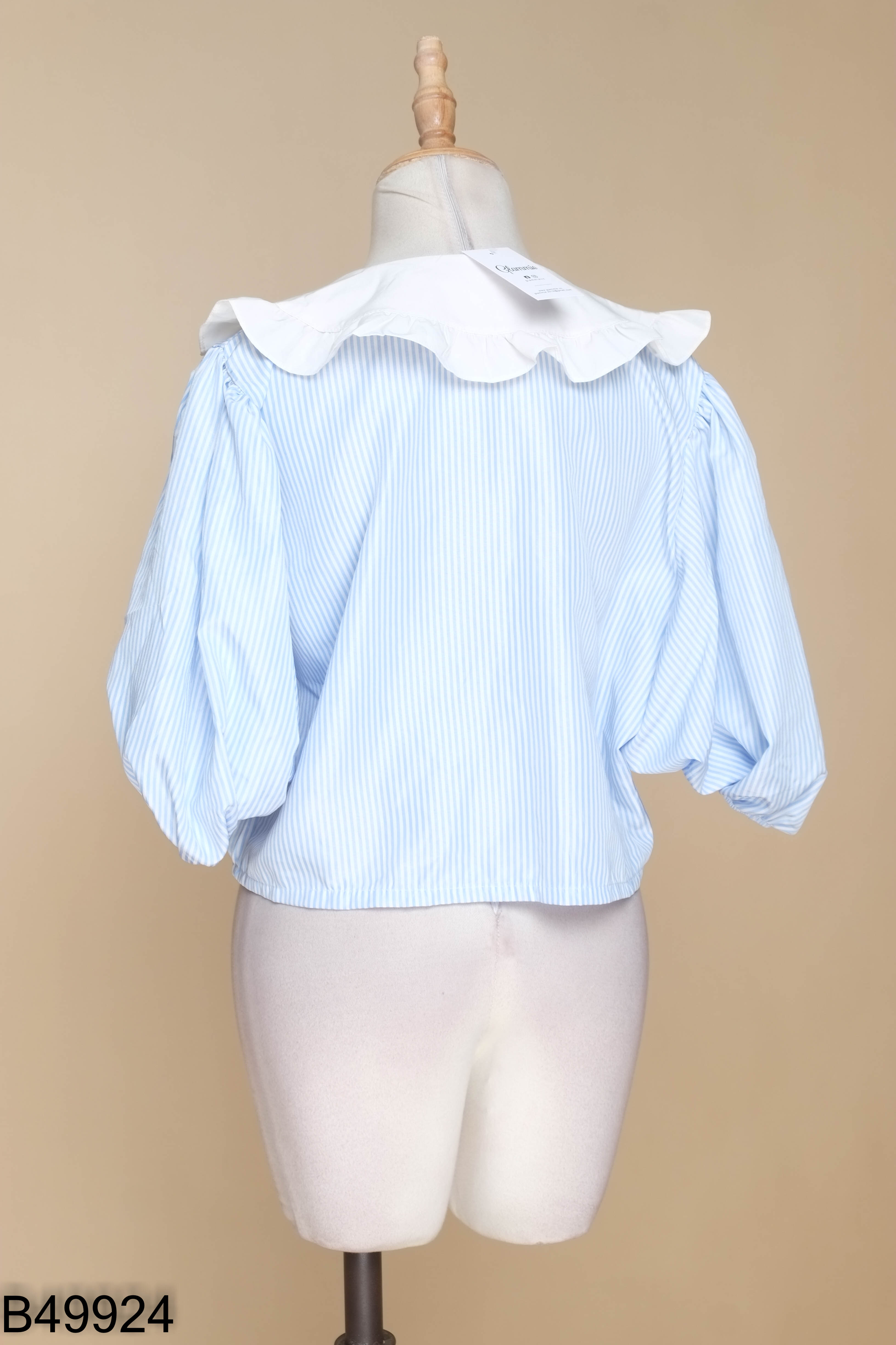 Áo sơ mi nữ croptop xanh kẻ trắng