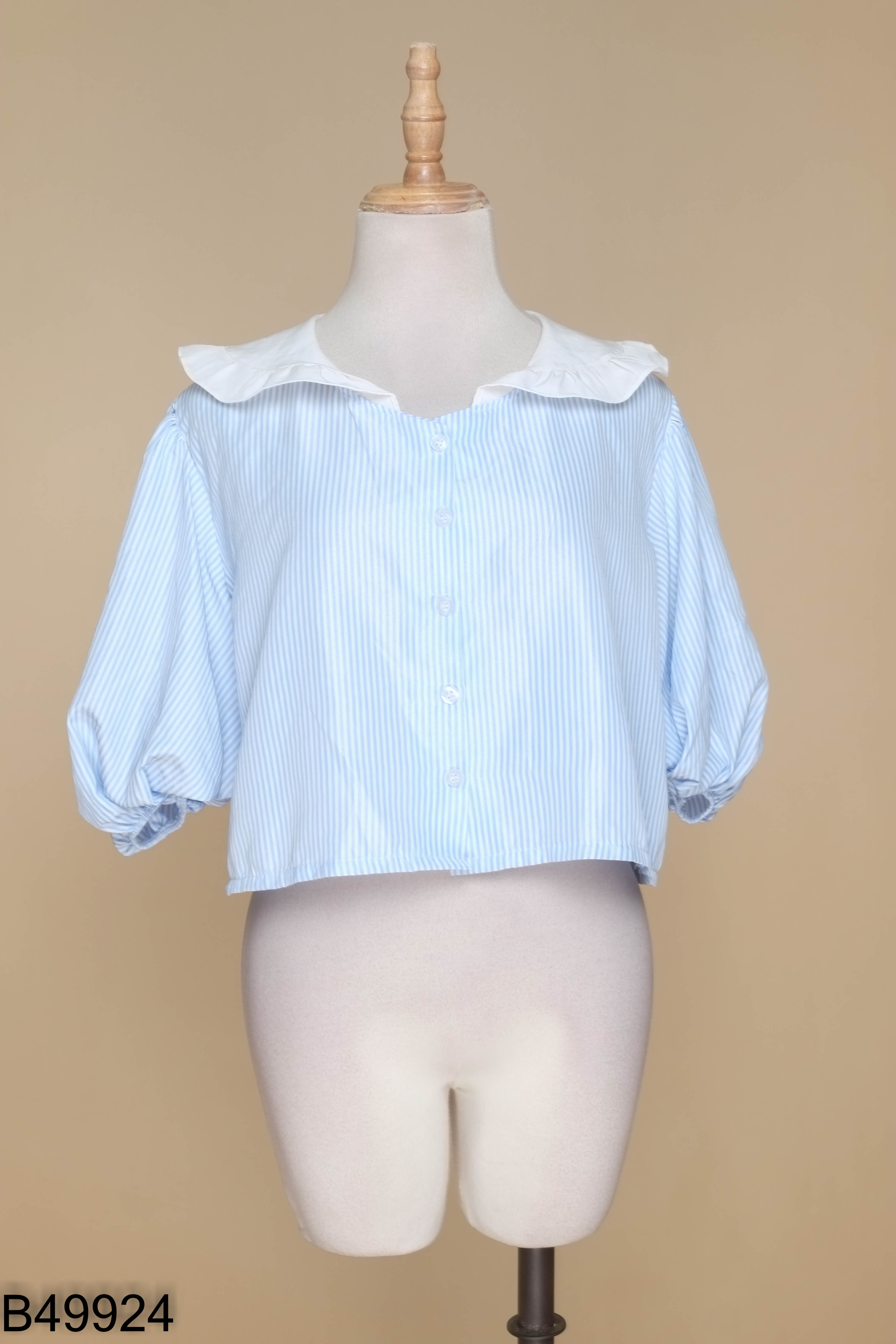 Áo sơ mi nữ croptop xanh kẻ trắng