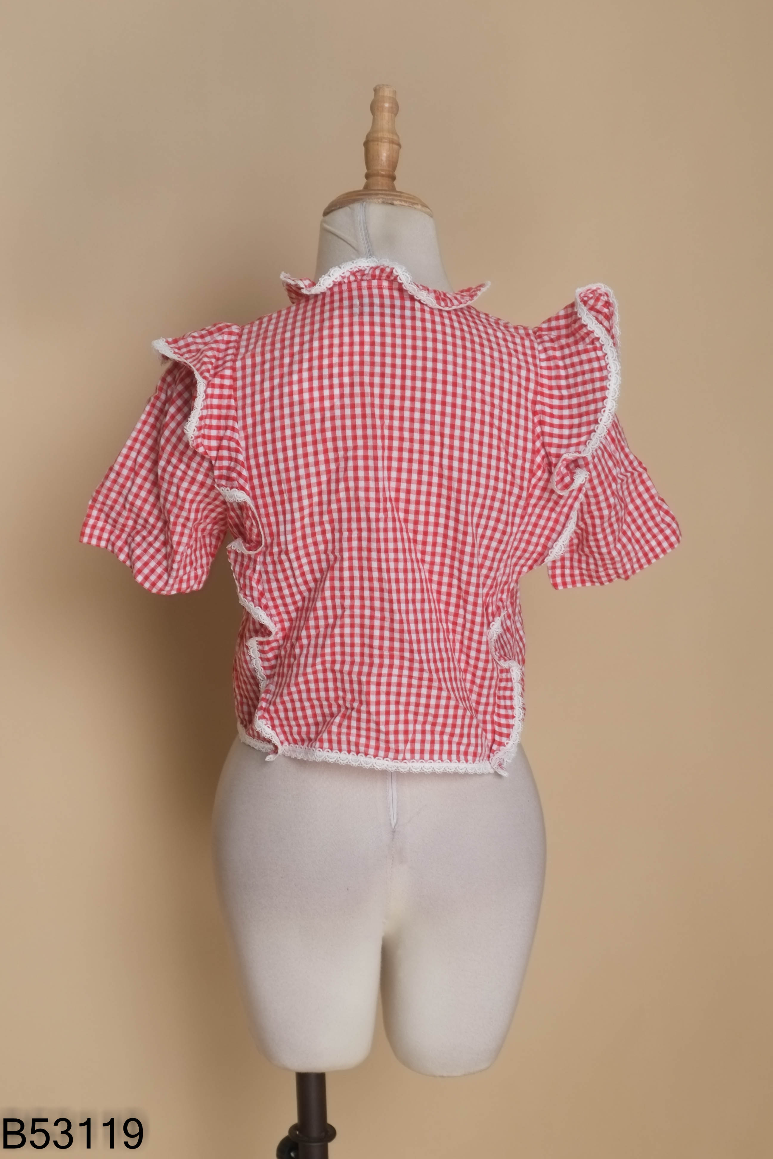 Áo đỏ kẻ caro H'ALLURE phối bèo