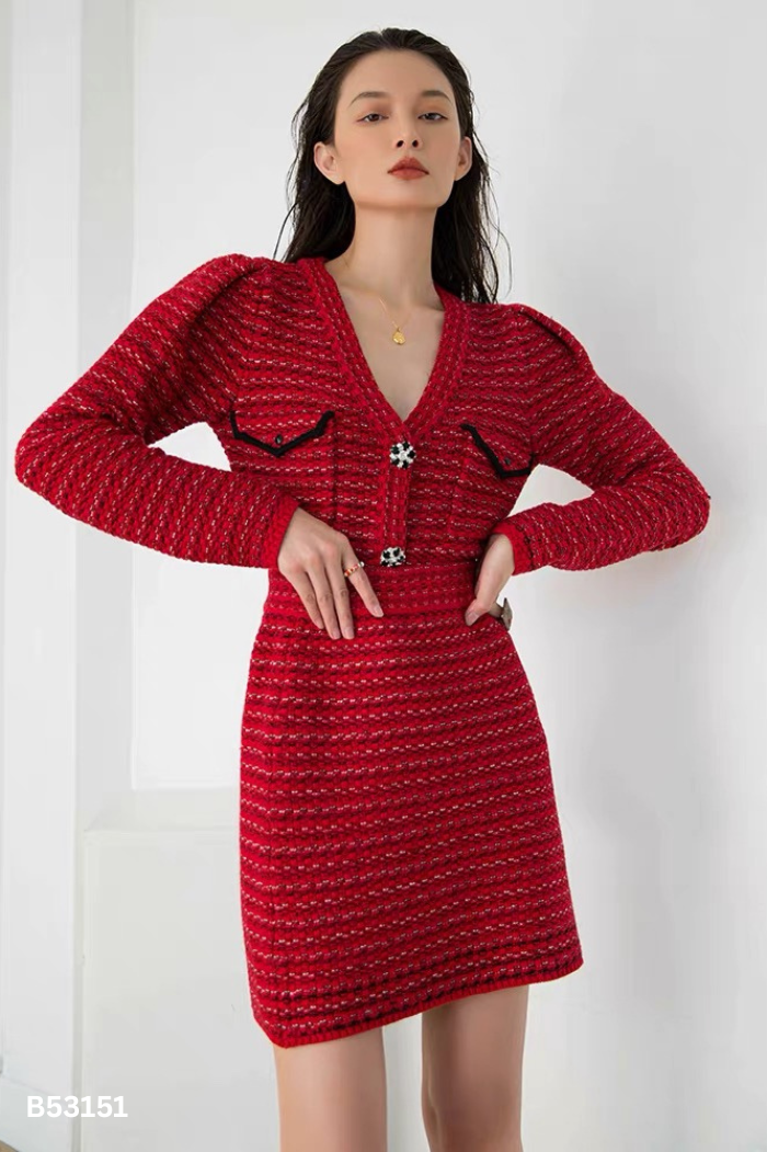 Set Áo len đỏ + chân váy